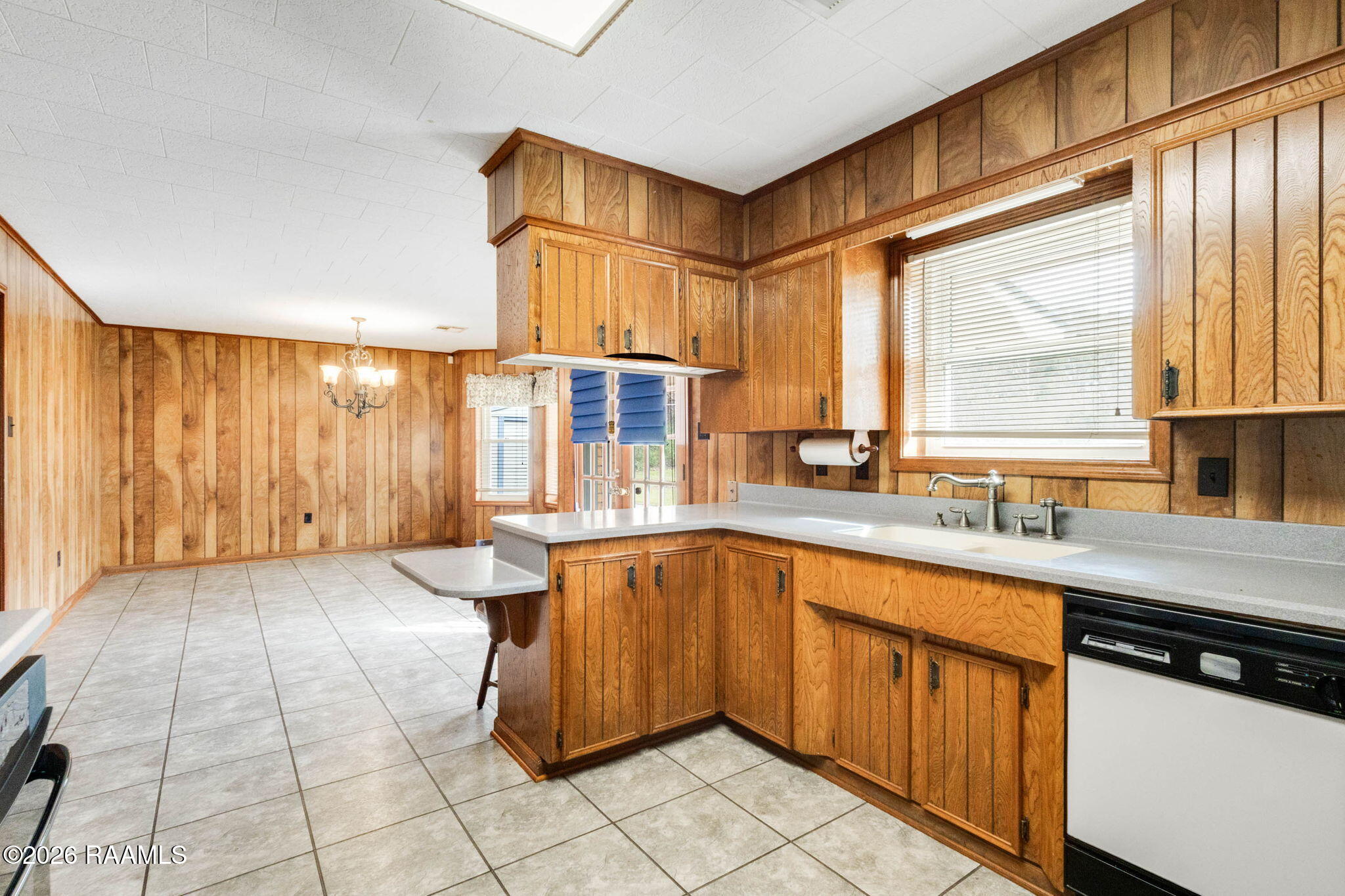 5814 Hwy 182