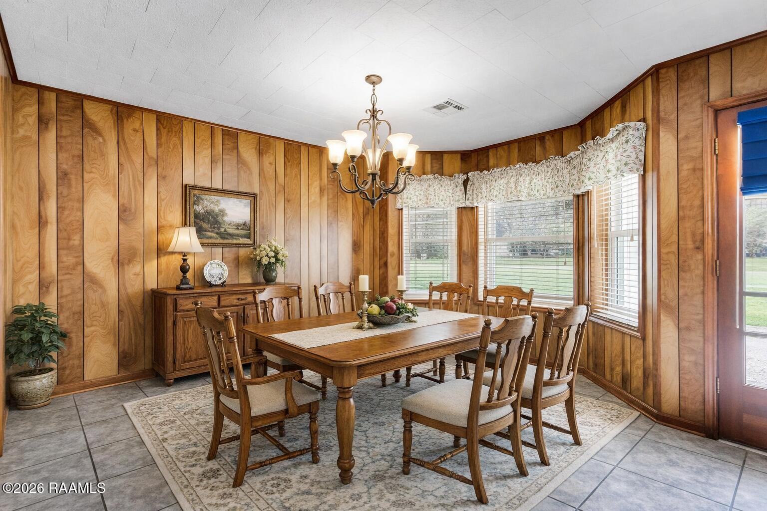 5814 Hwy 182