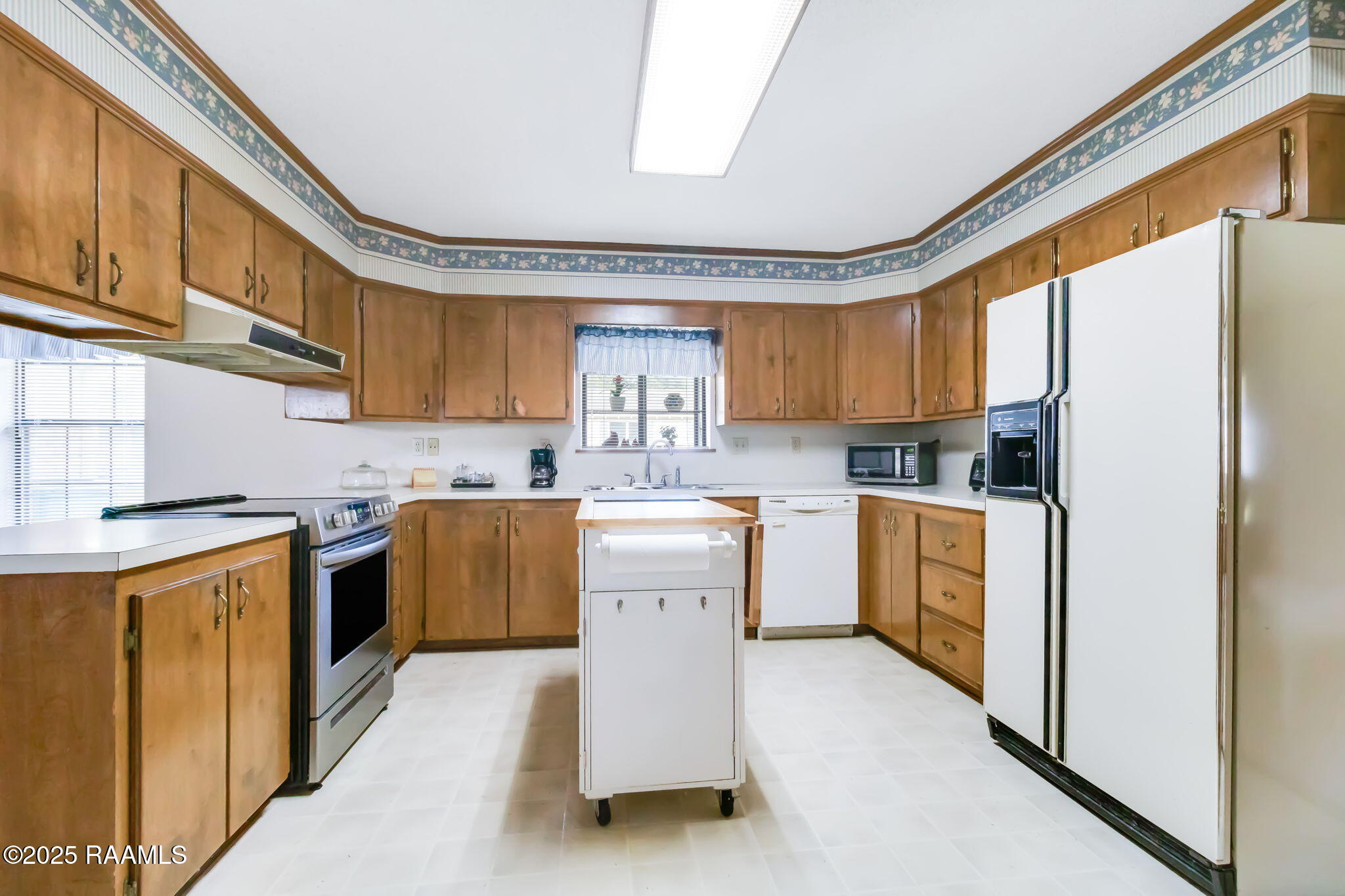 1203 Noah Lane