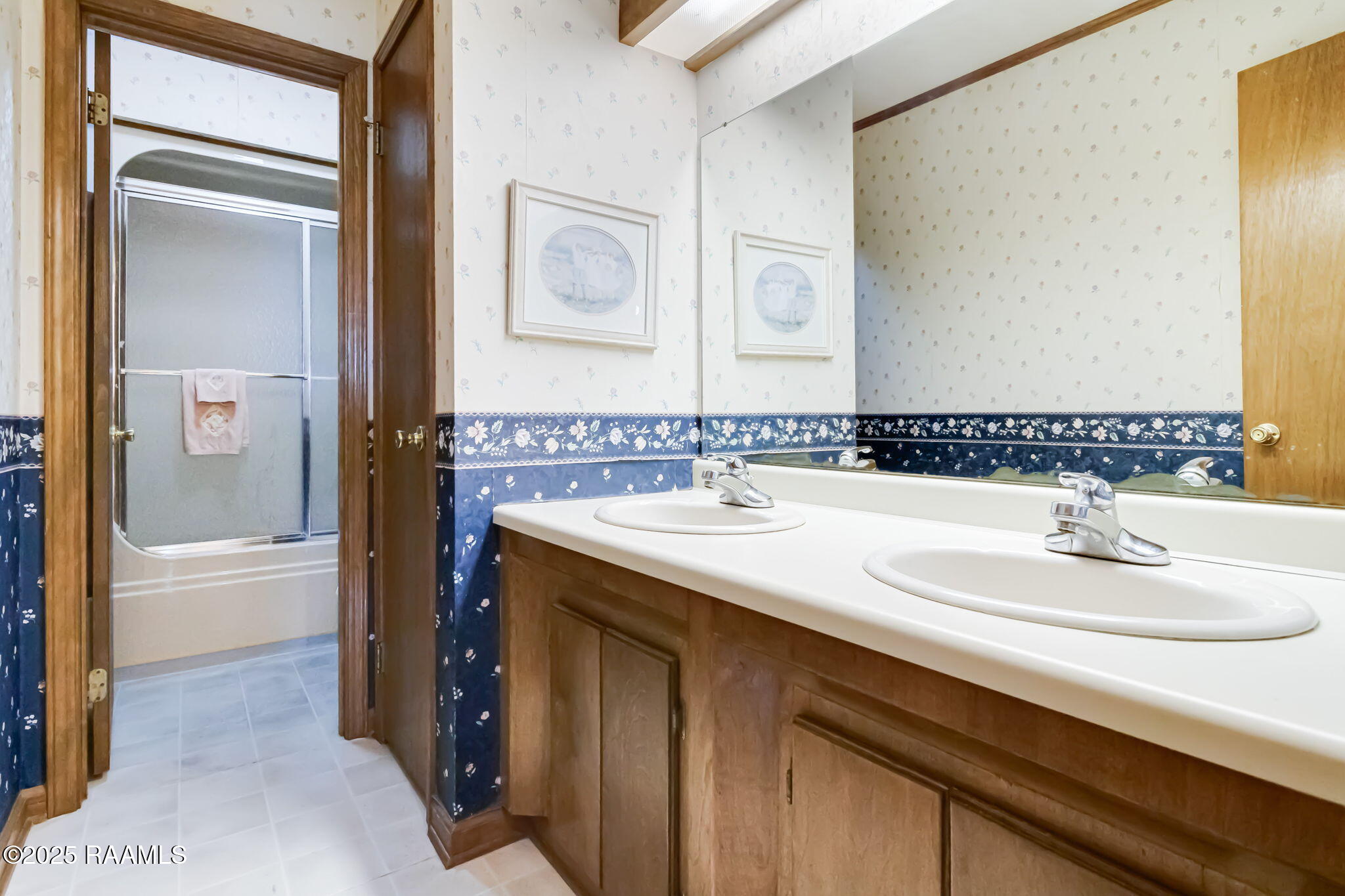1203 Noah Lane