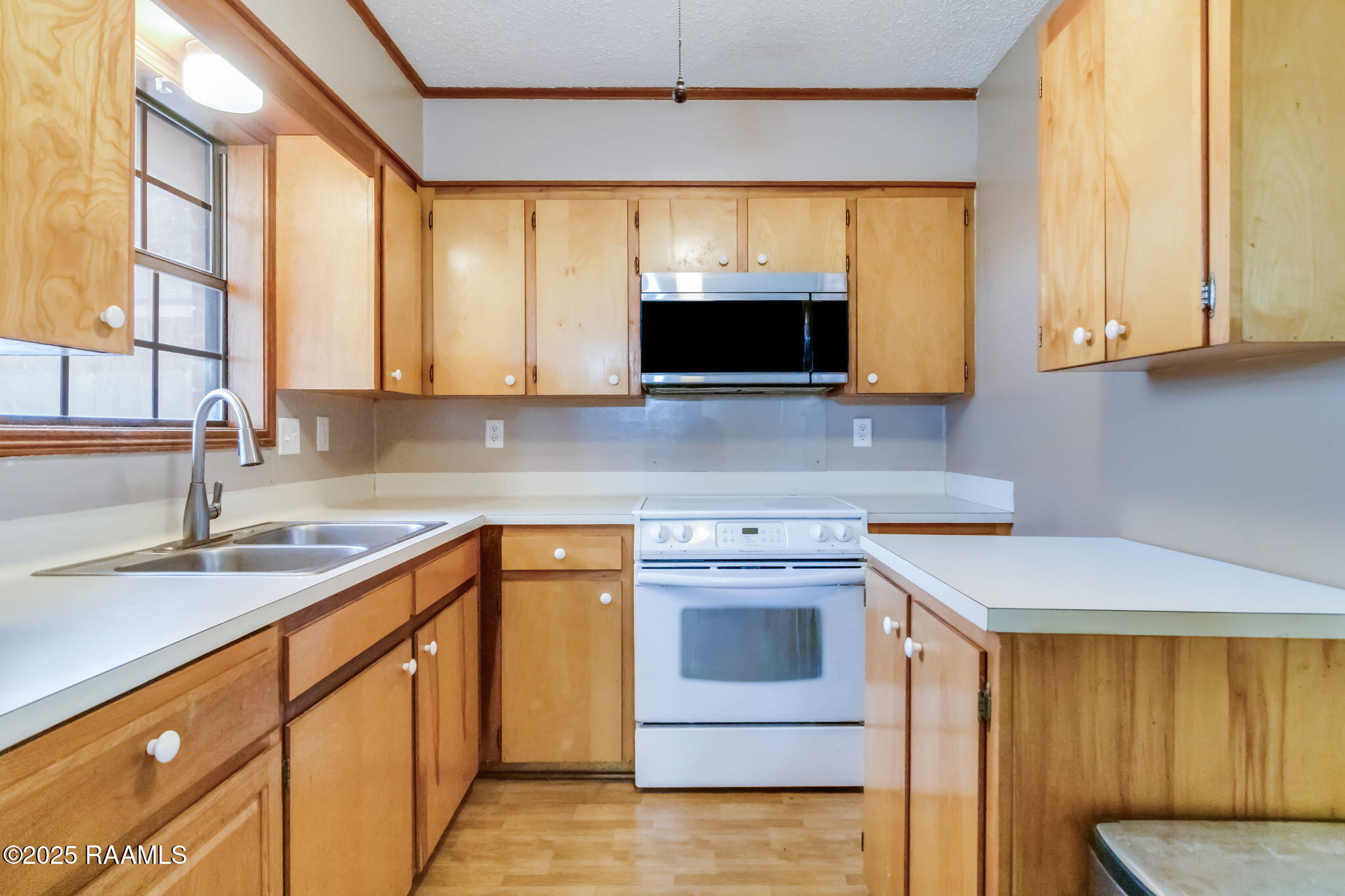 119 Longfellow Drive