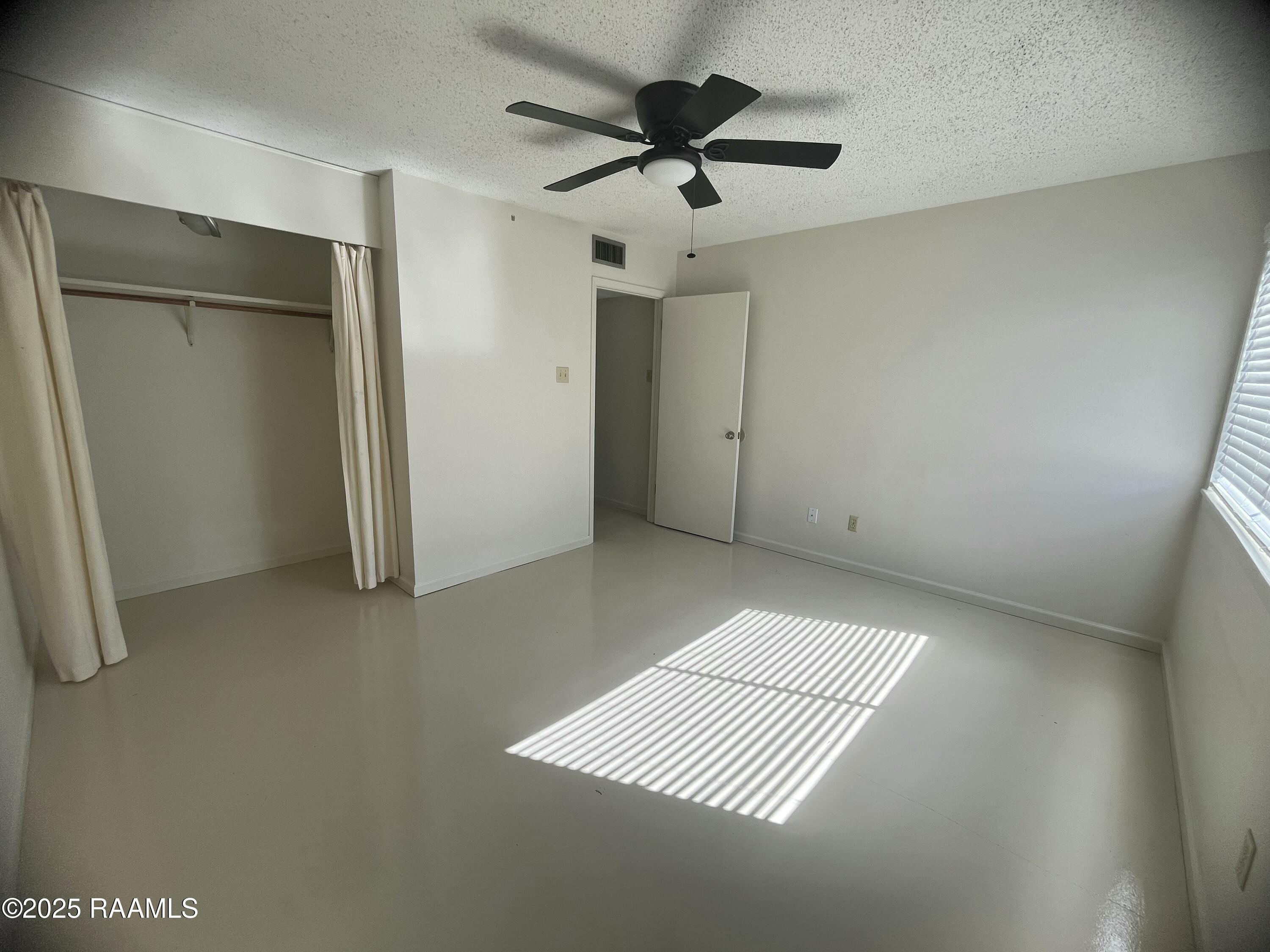 300 Lozes Avenue # 1203