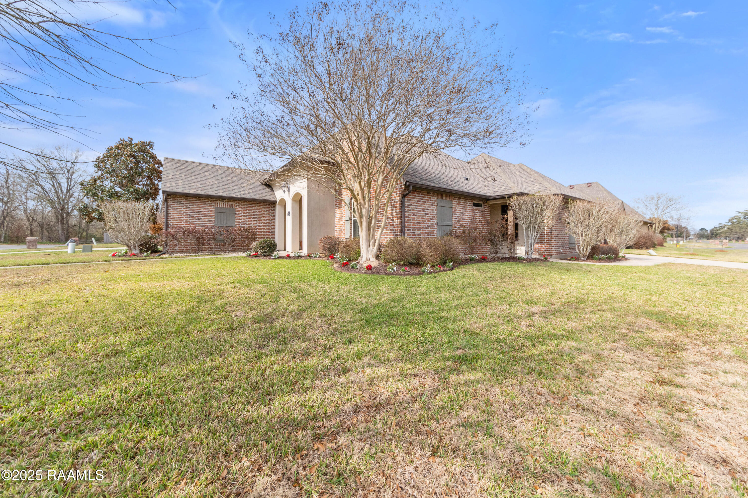 100 Clearwater Drive