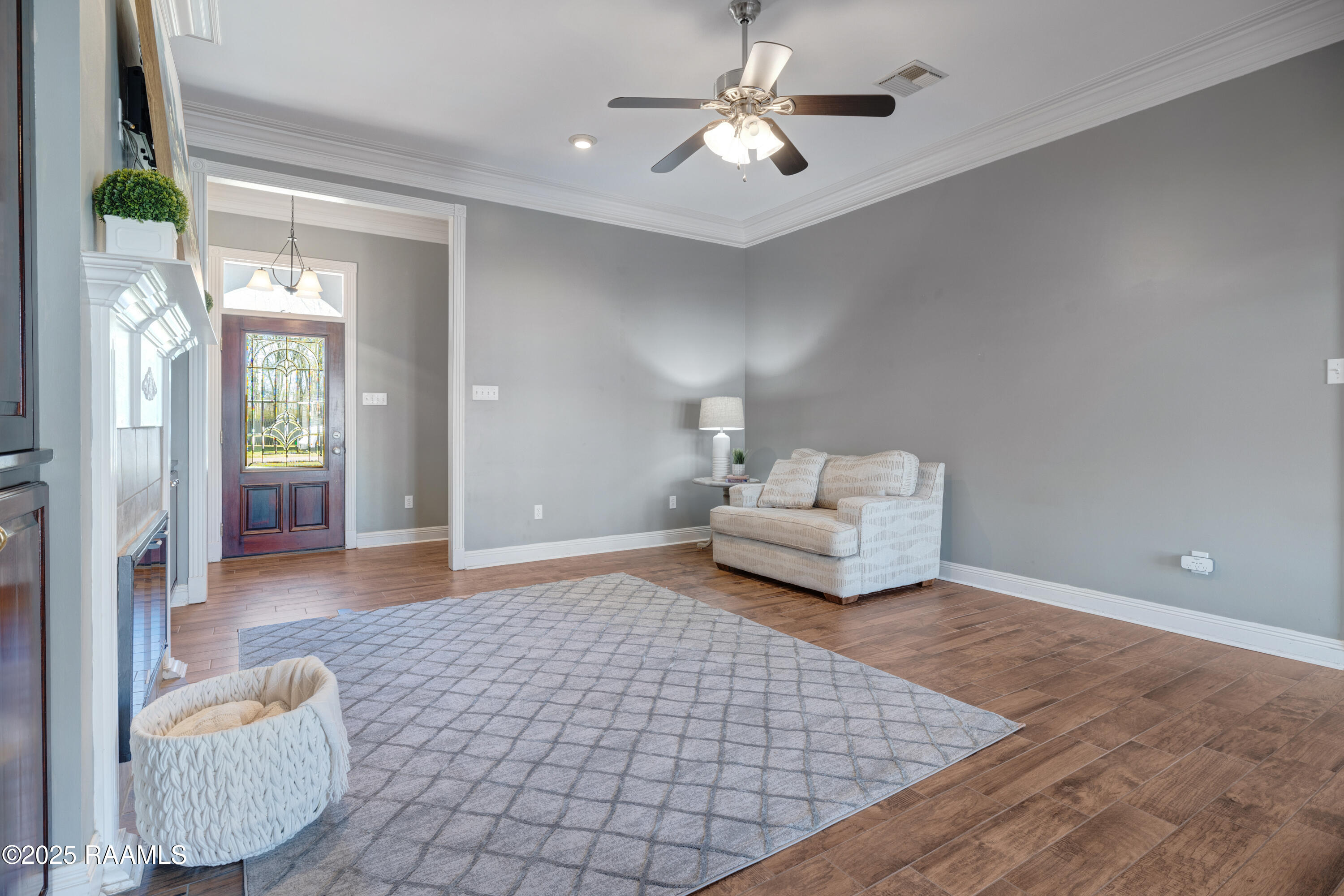 106 Hesper Drive