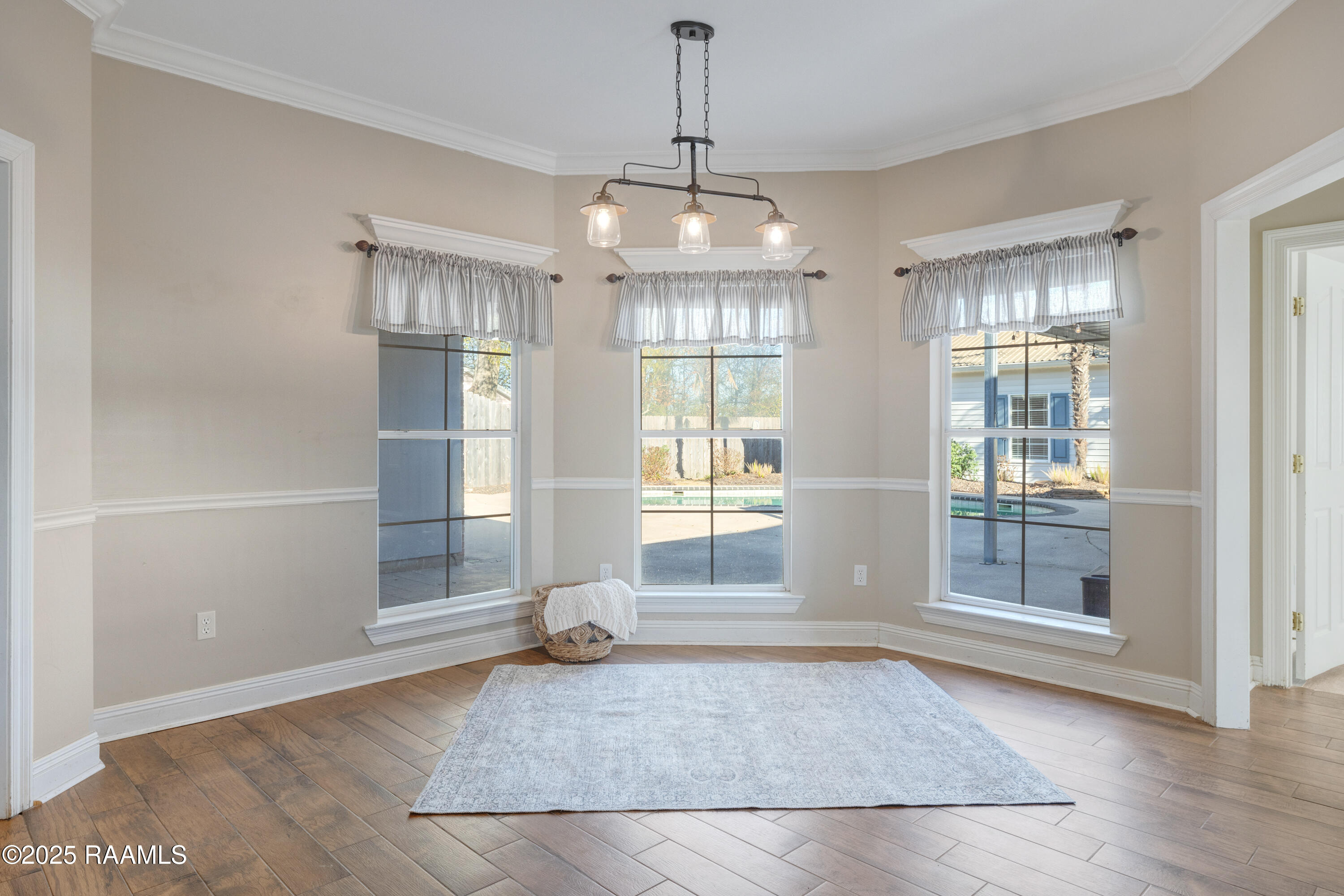 106 Hesper Drive