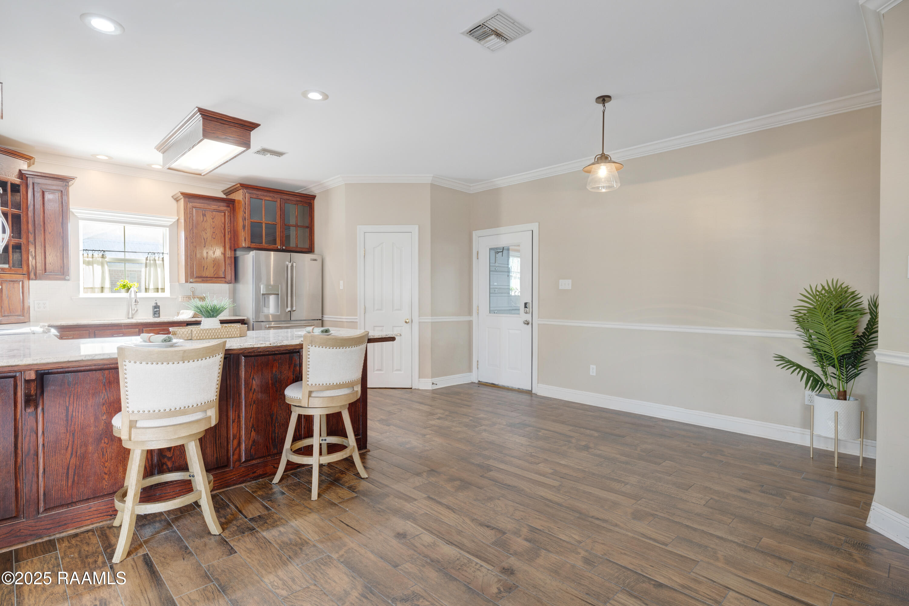 106 Hesper Drive