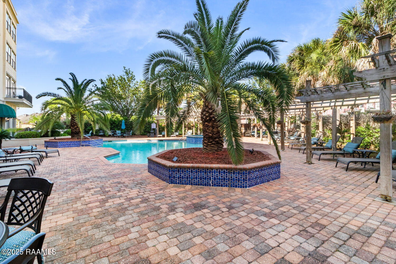 201 Settlers Trace Boulevard # 2406