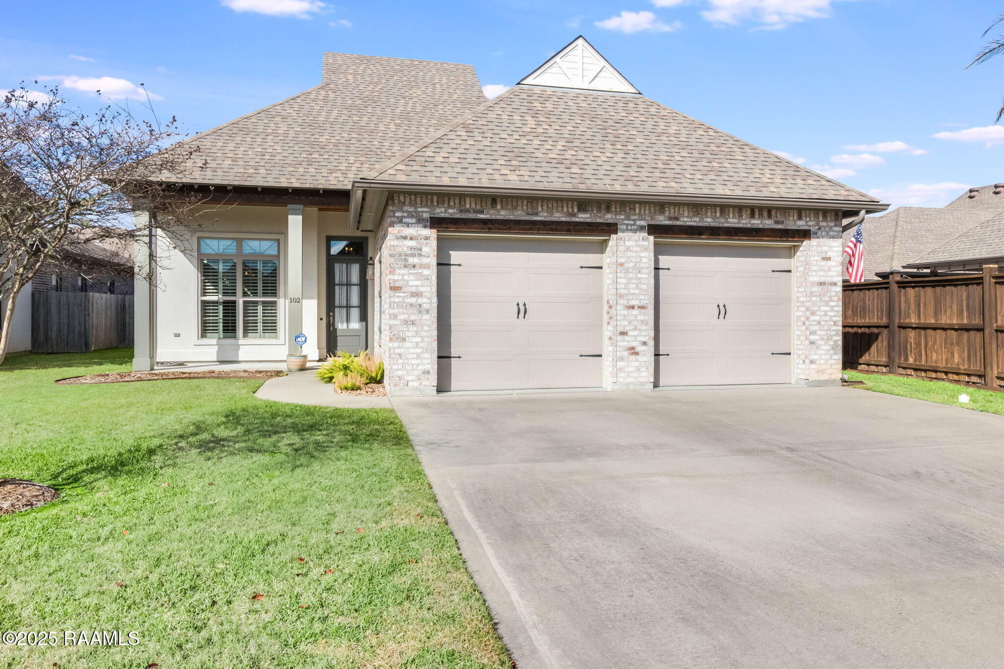 102 Inlet Drive