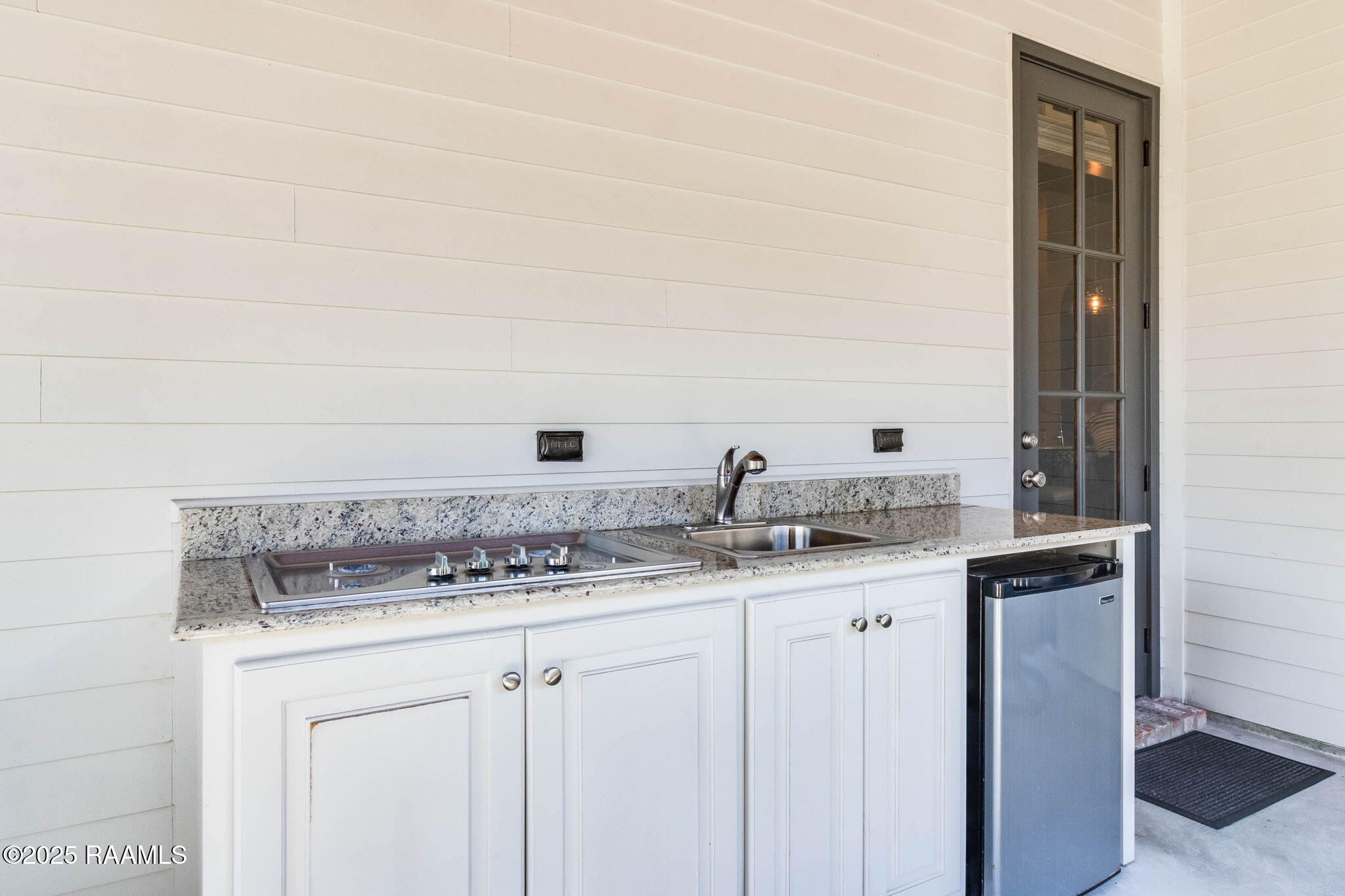 102 Inlet Drive