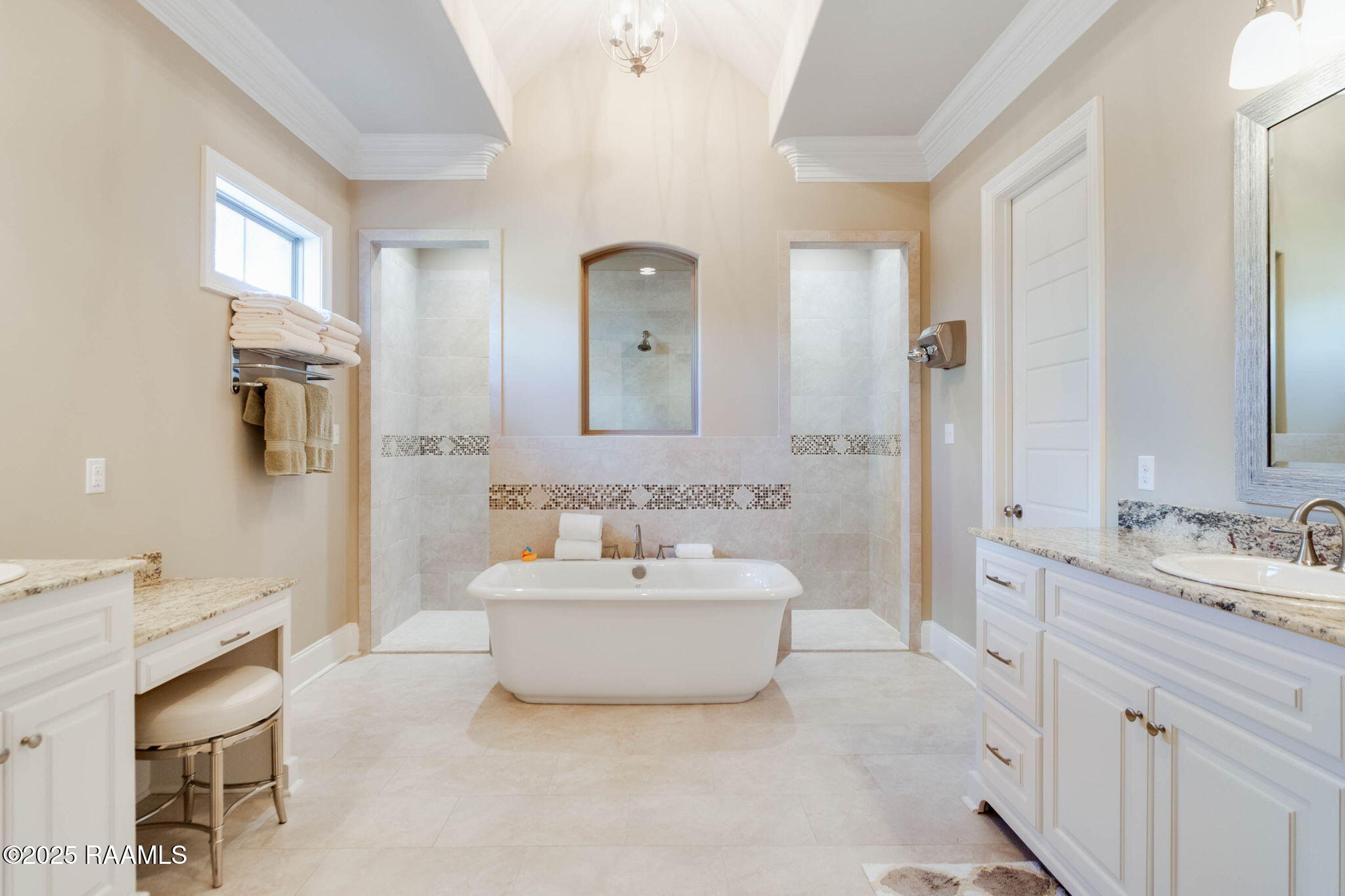 102 Inlet Drive