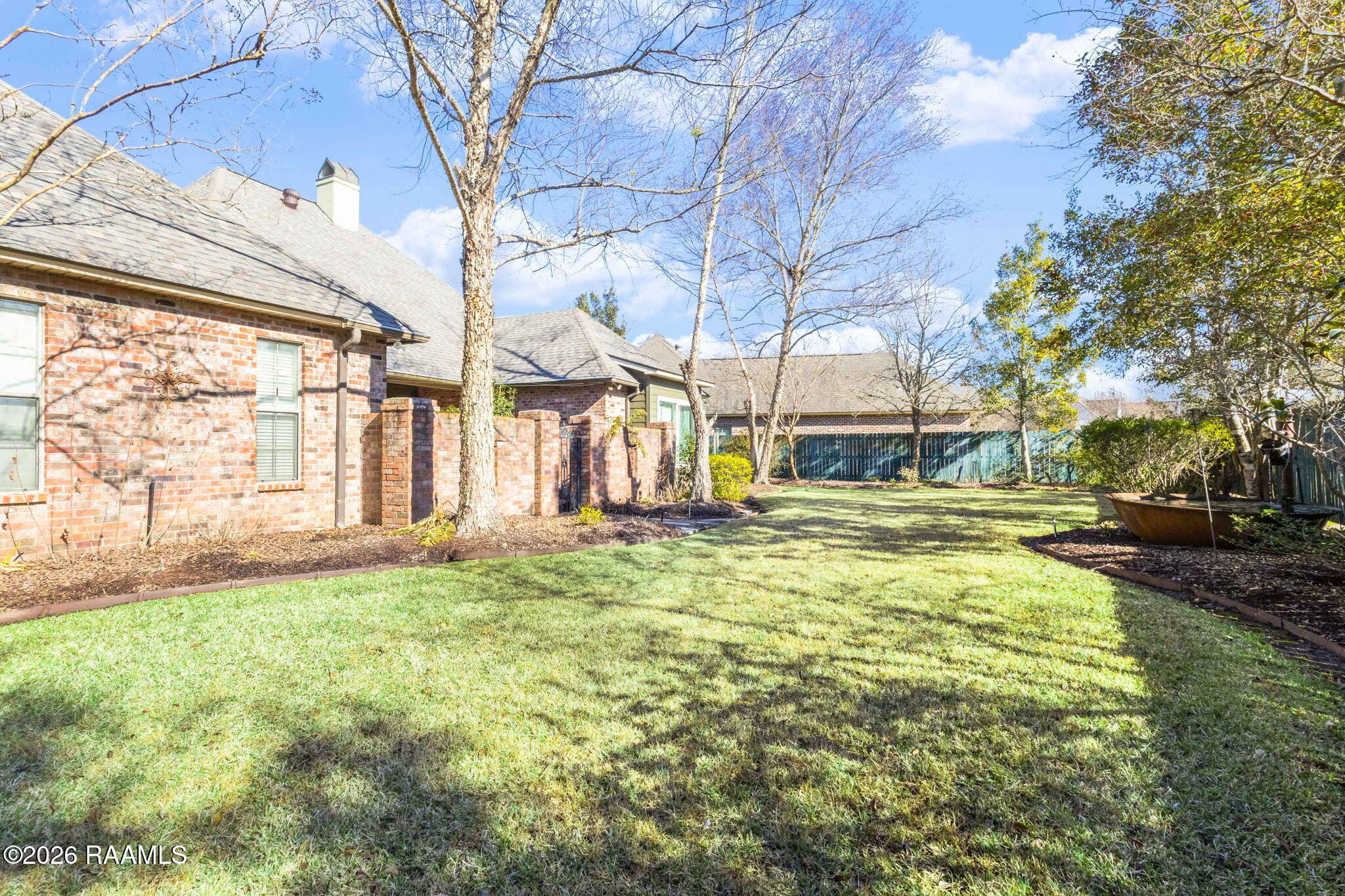 2528 Lakewood Drive