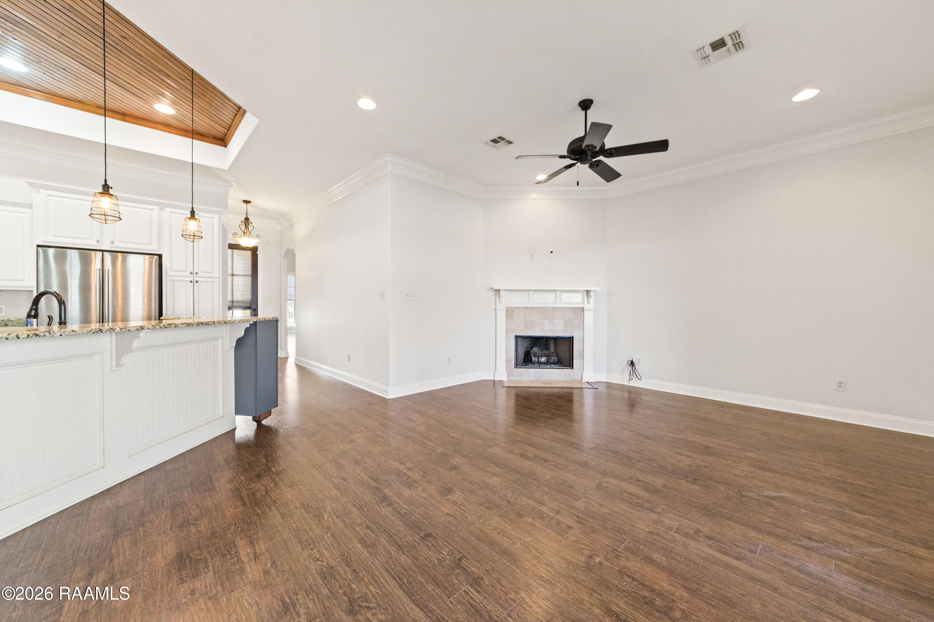 102 Crenshaw Drive