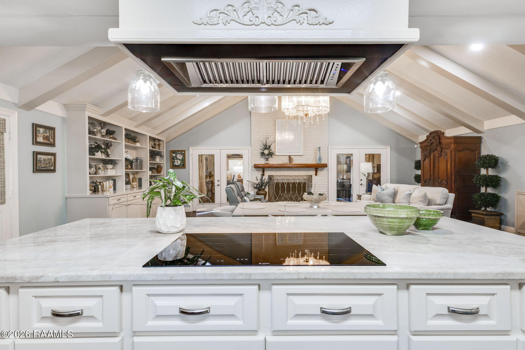 2924 Linwood Loop