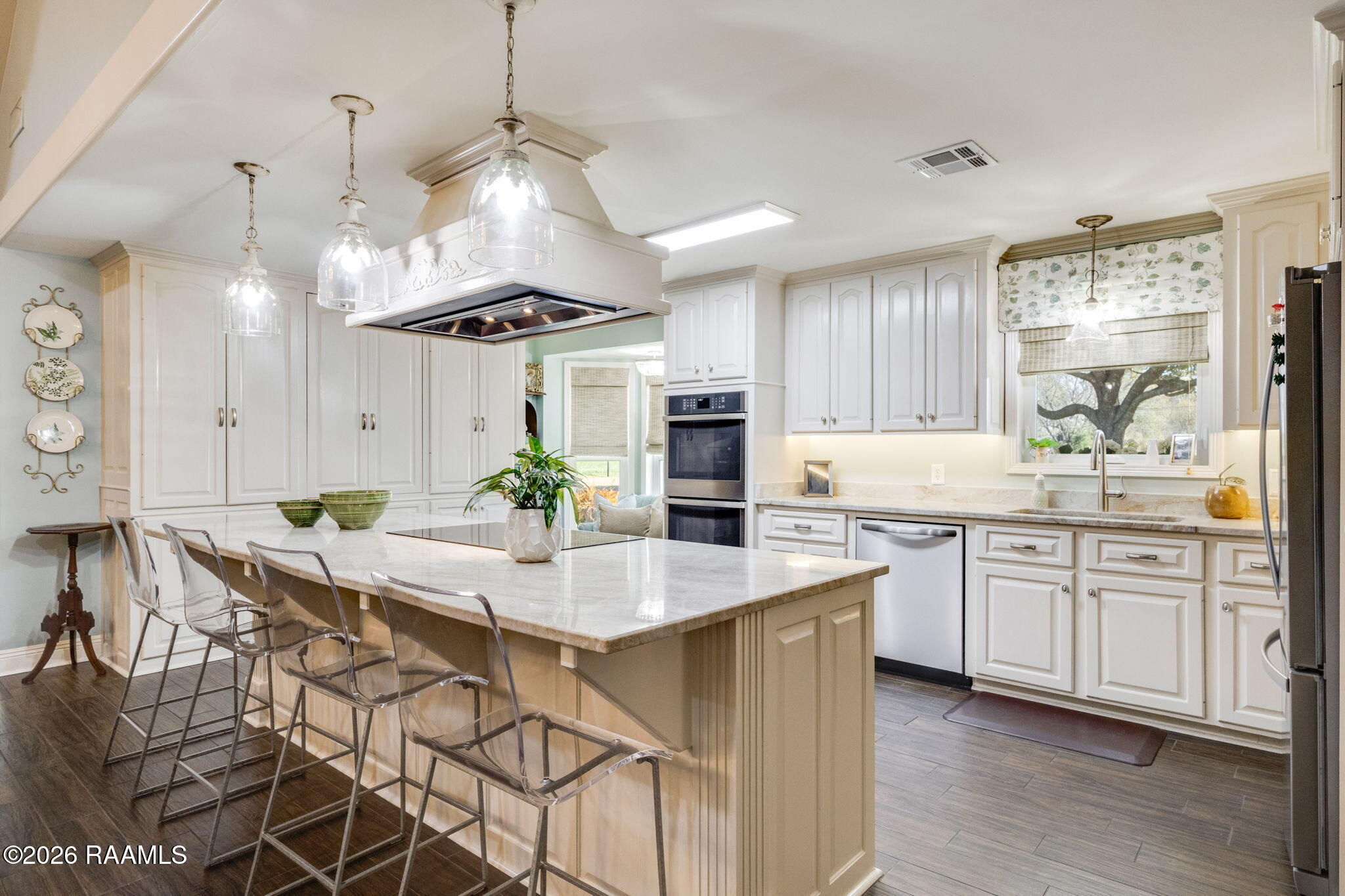 2924 Linwood Loop