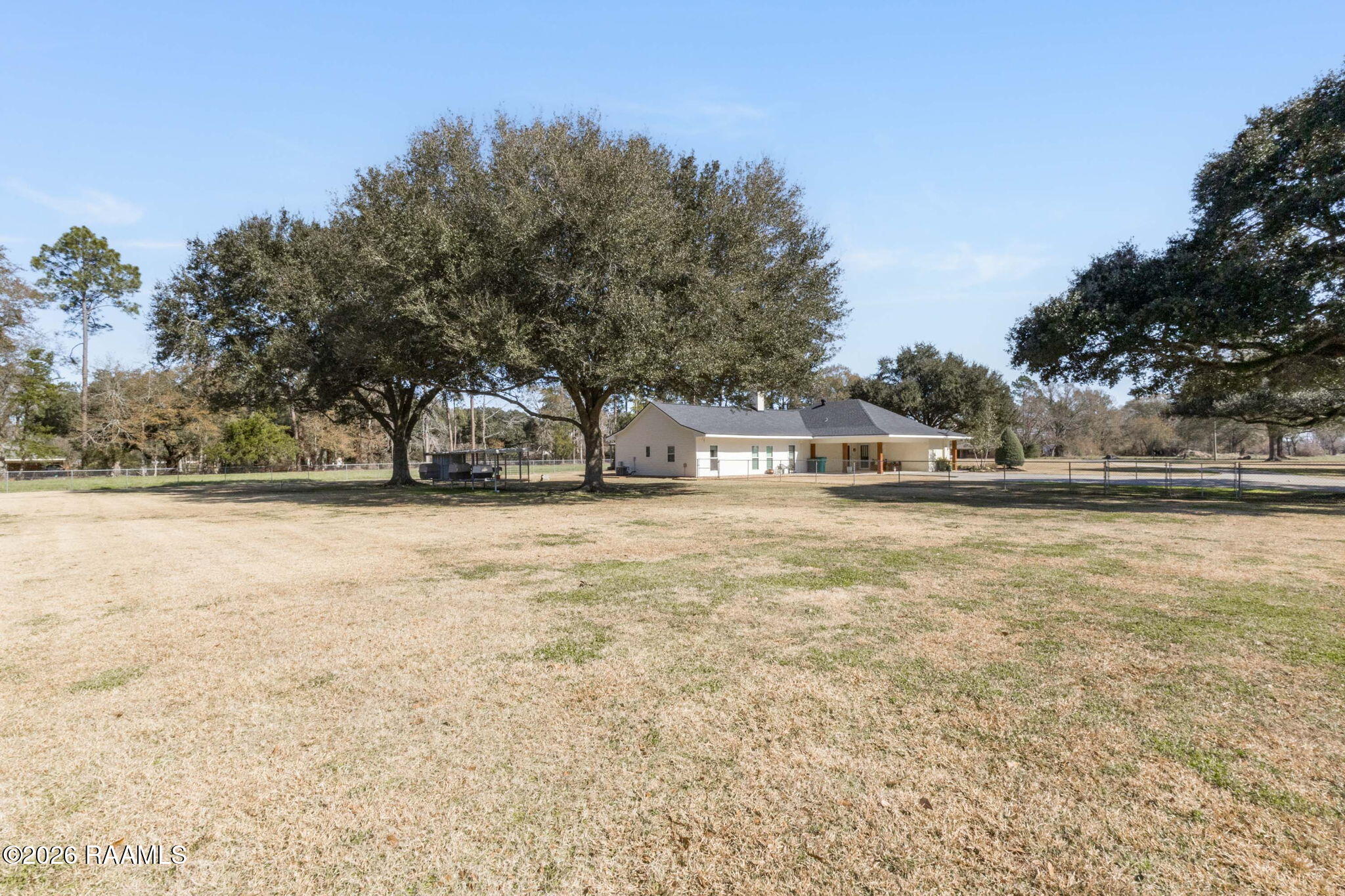 2924 Linwood Loop