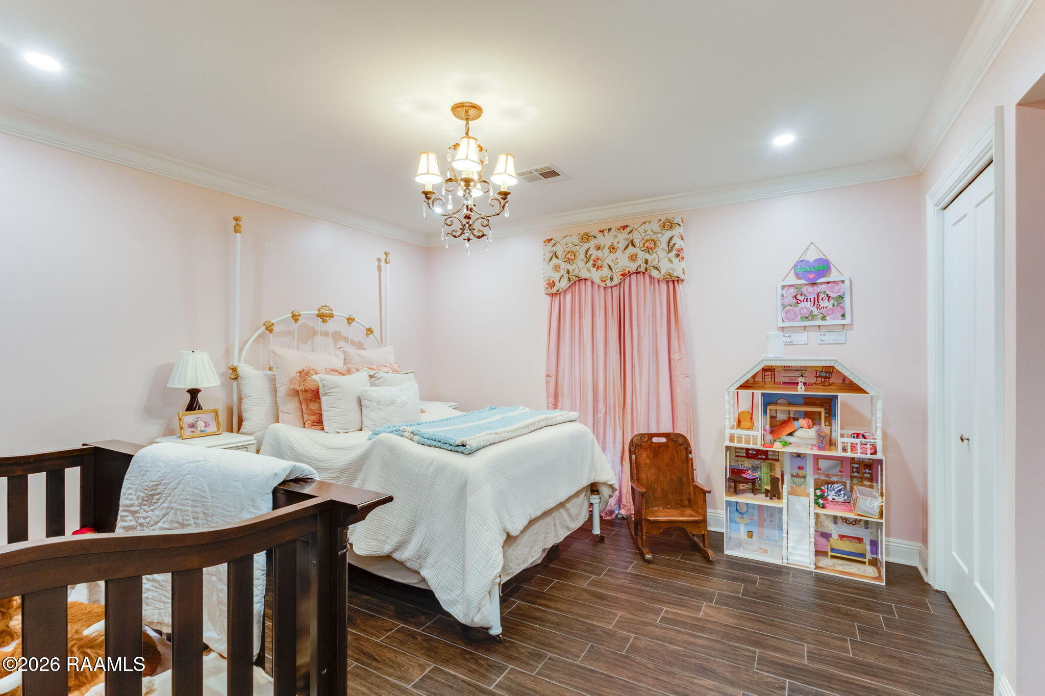 2924 Linwood Loop