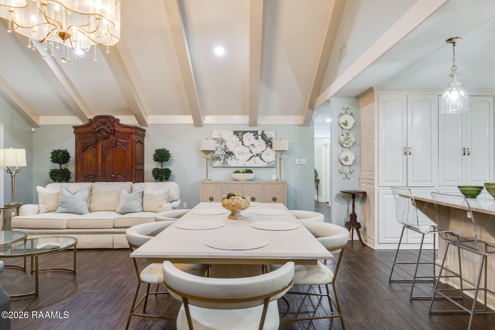 2924 Linwood Loop