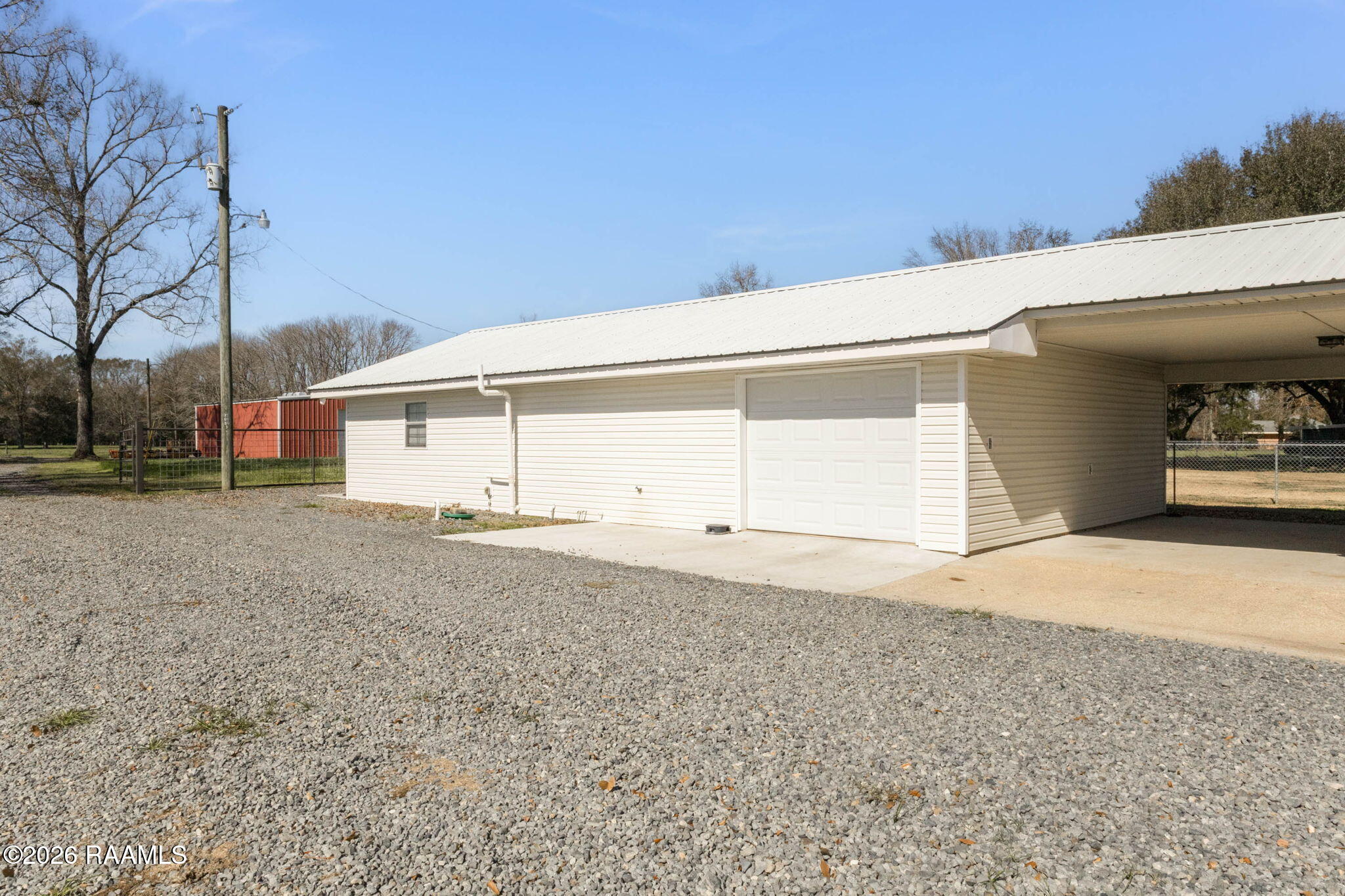 2924 Linwood Loop