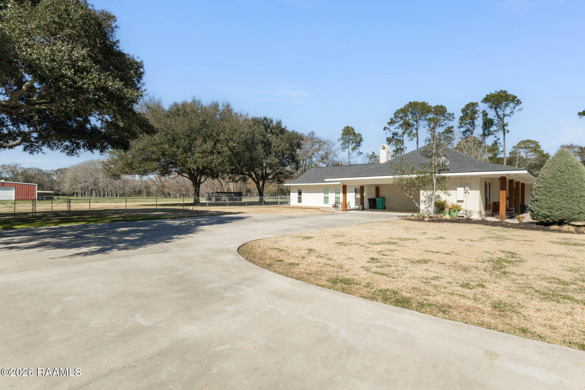 2924 Linwood Loop
