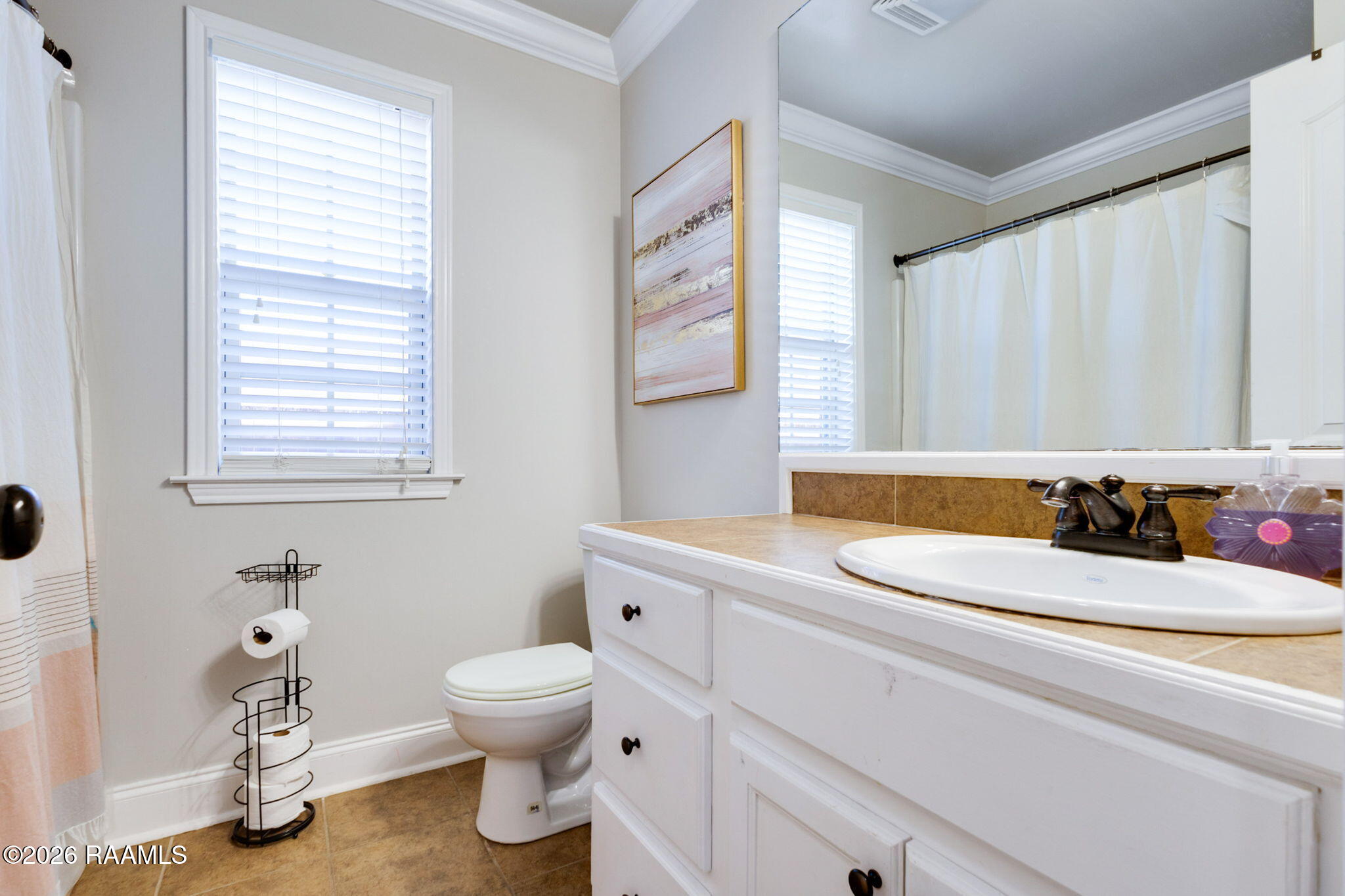 104 White Stripe Cove