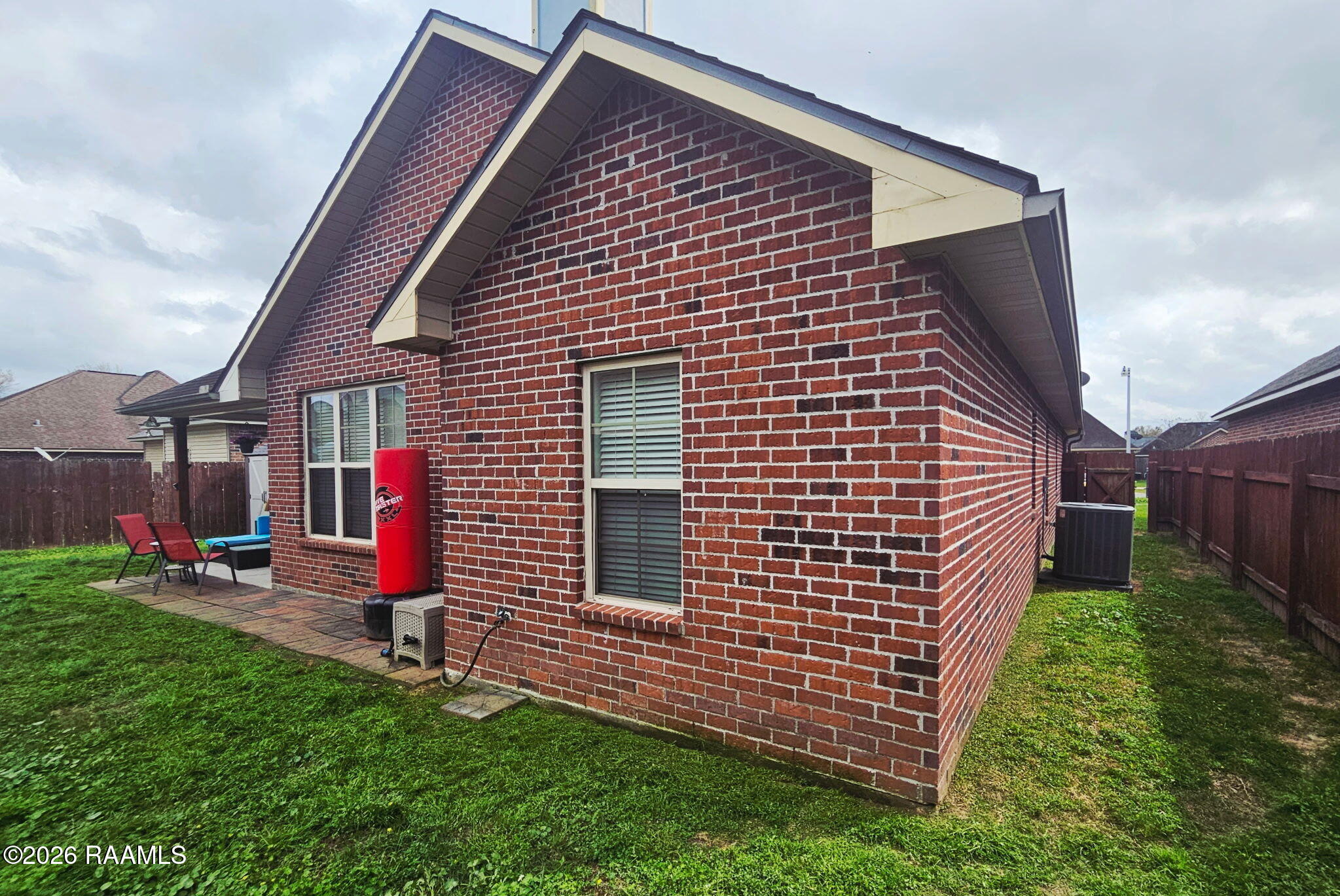 104 White Stripe Cove
