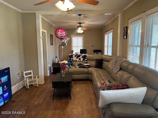 2952 Linwood Loop