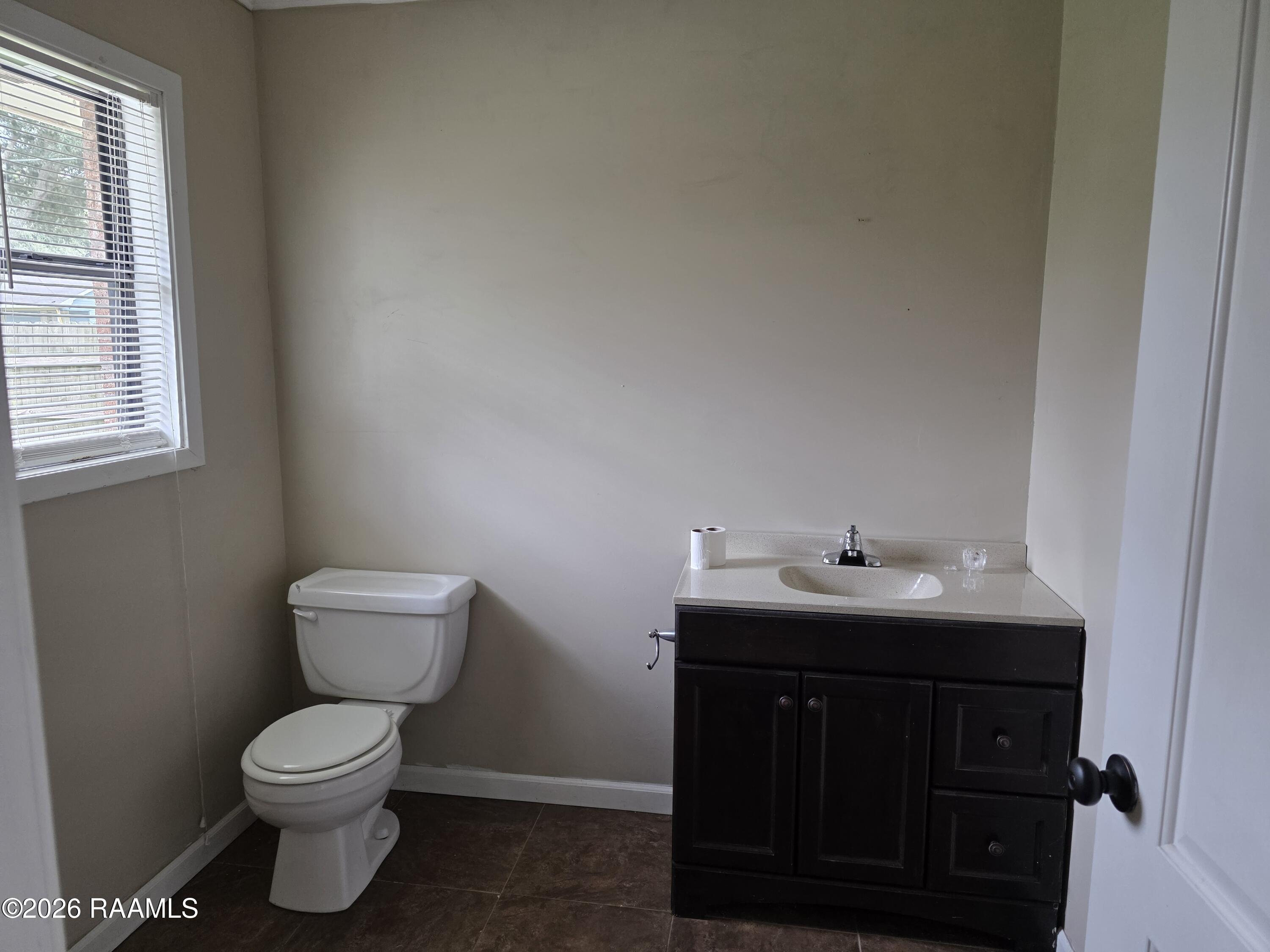 1109 Emerald Road