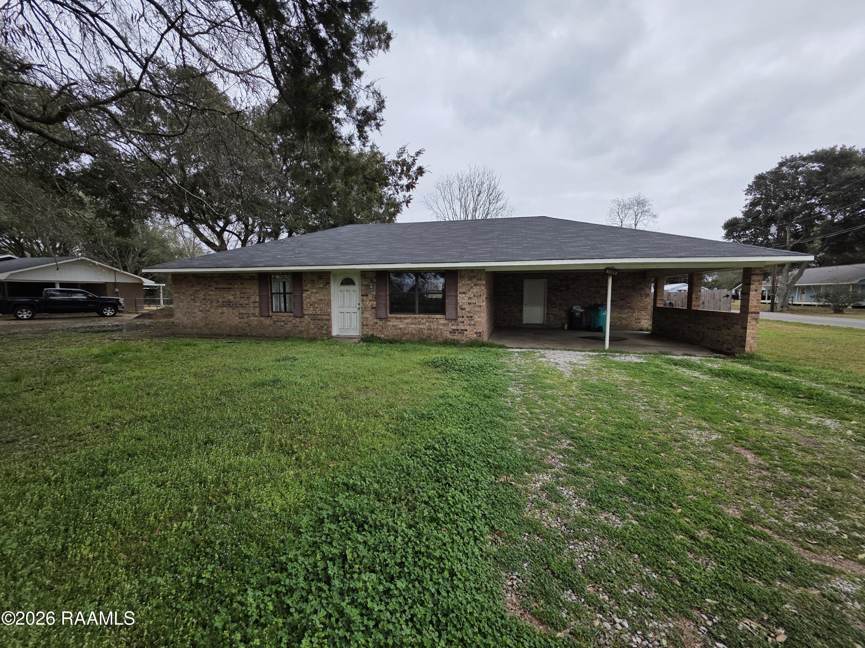 1109 Emerald Road