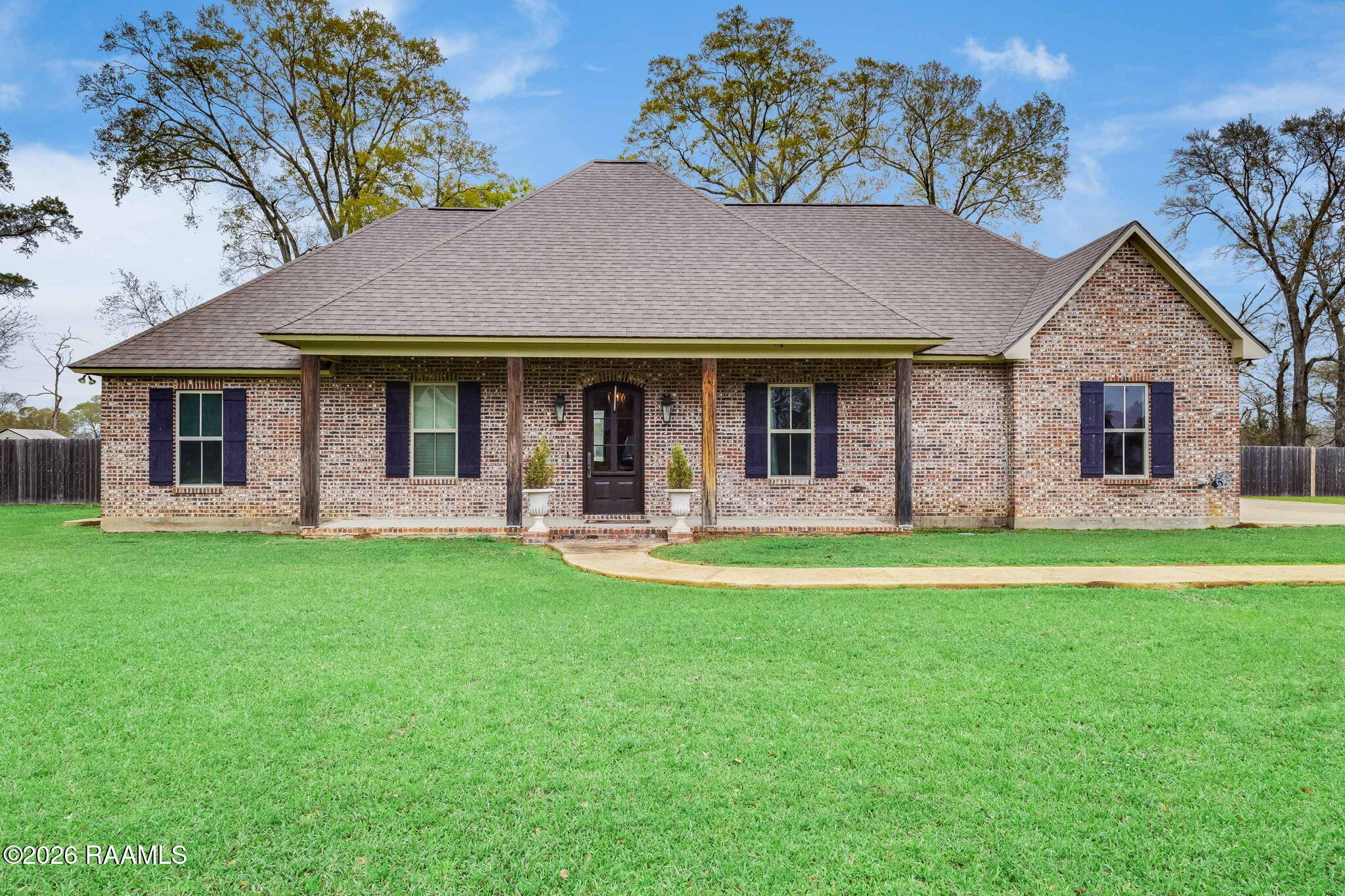 555 Longwood Drive
