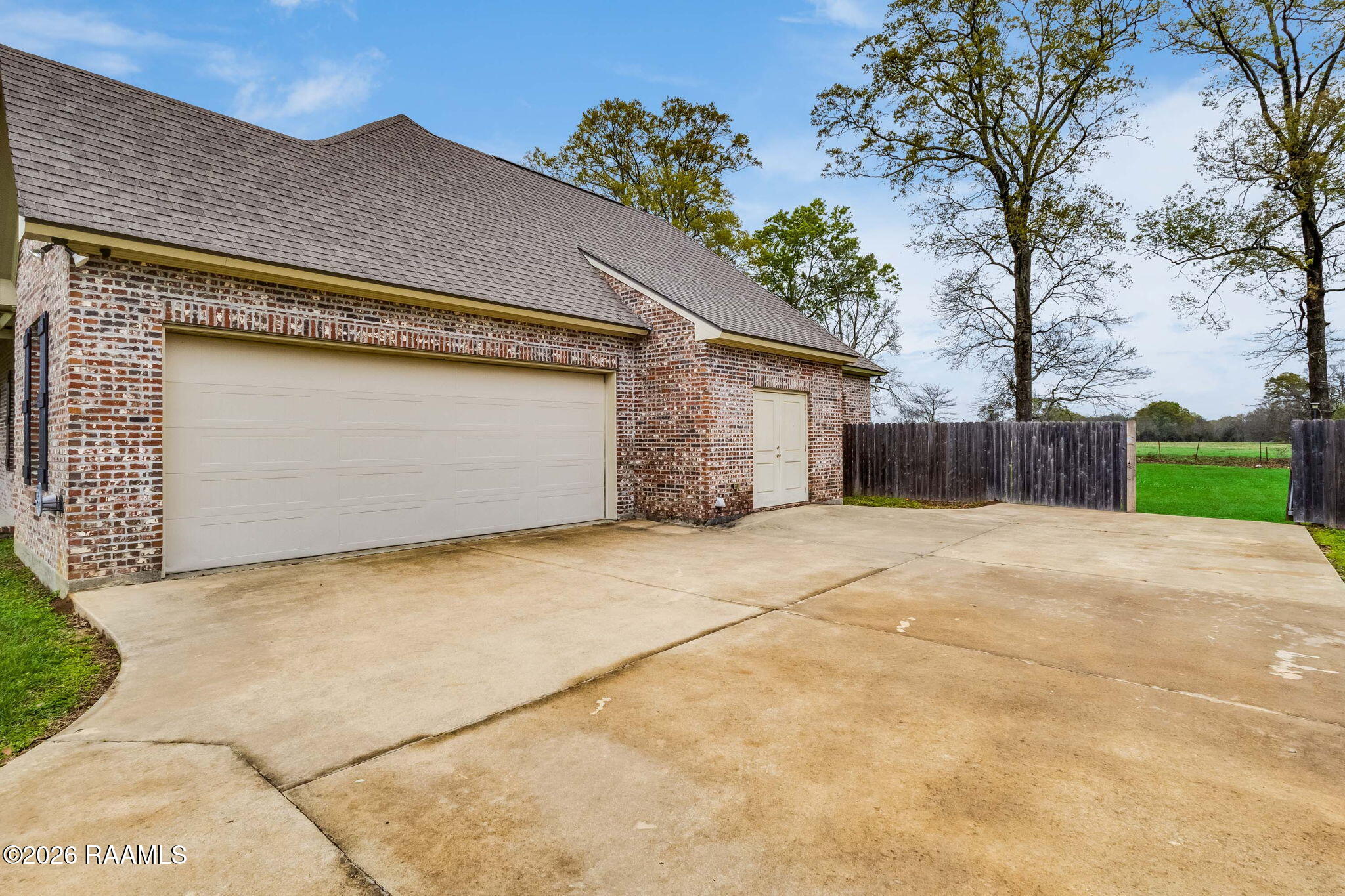 555 Longwood Drive