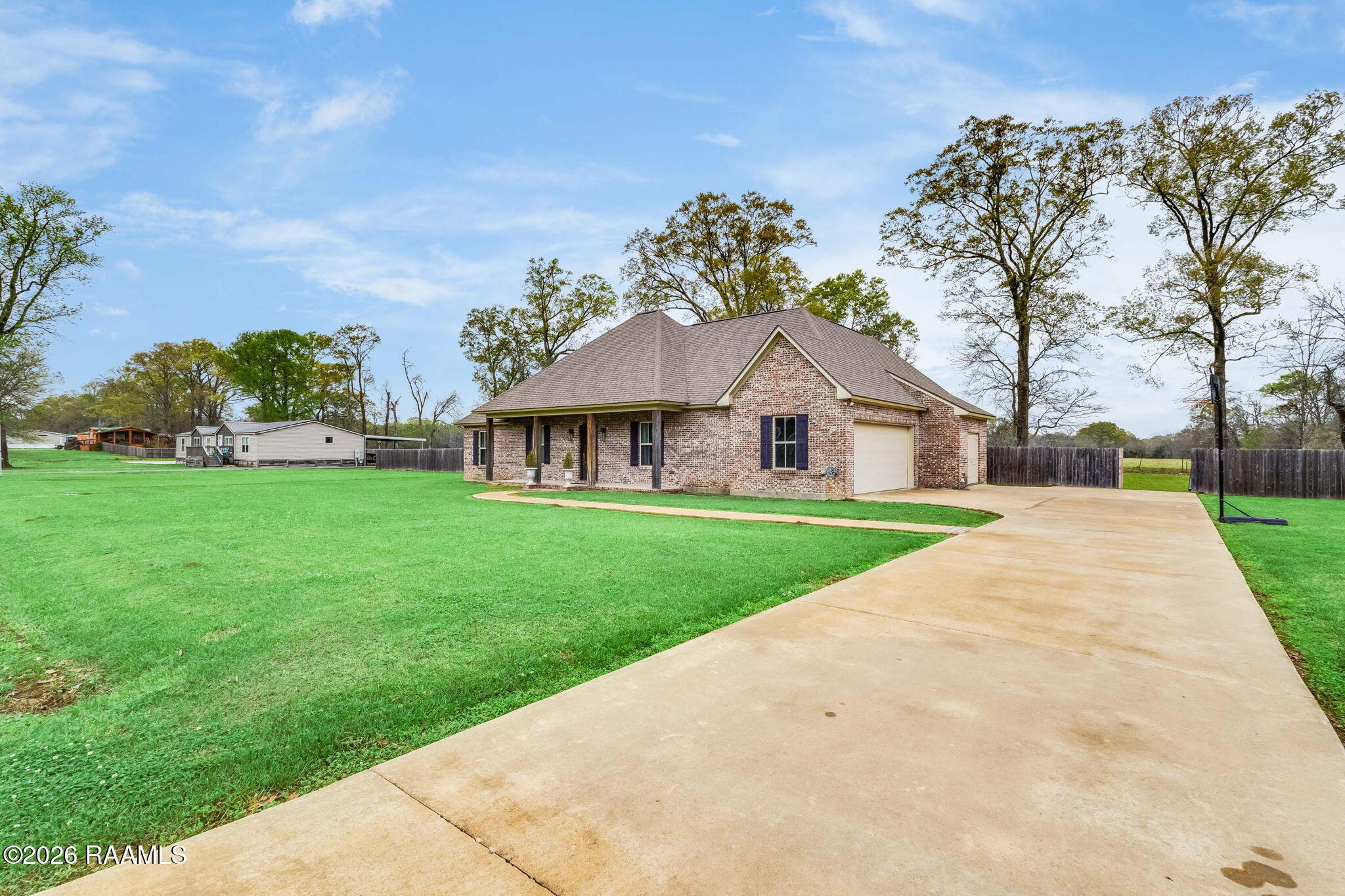 555 Longwood Drive