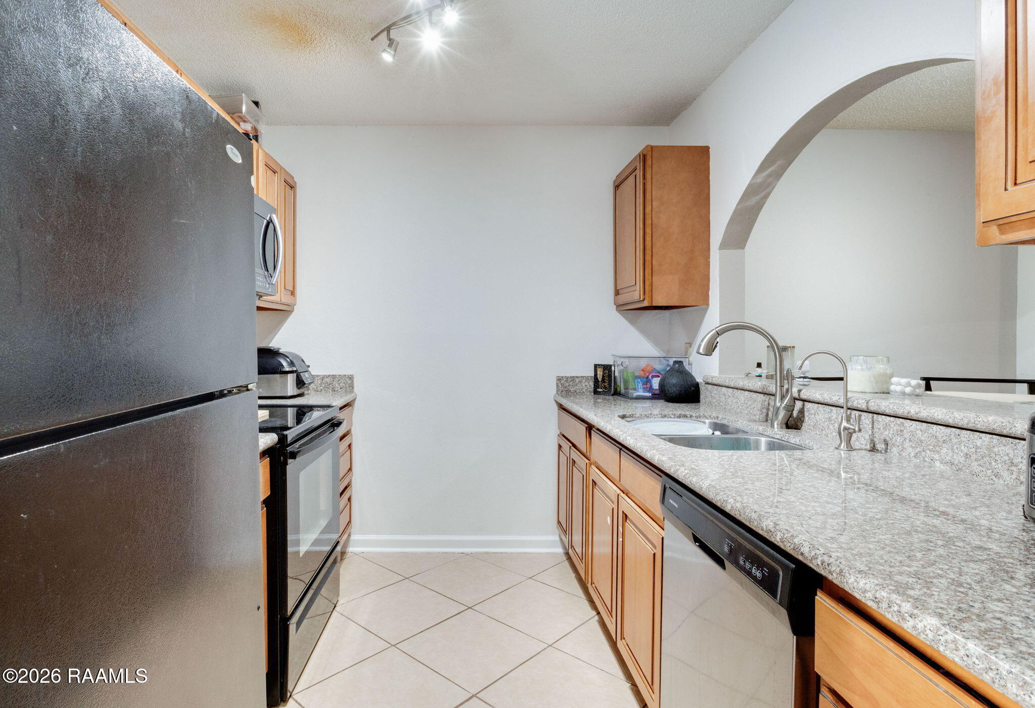 185 Southfield Parkway