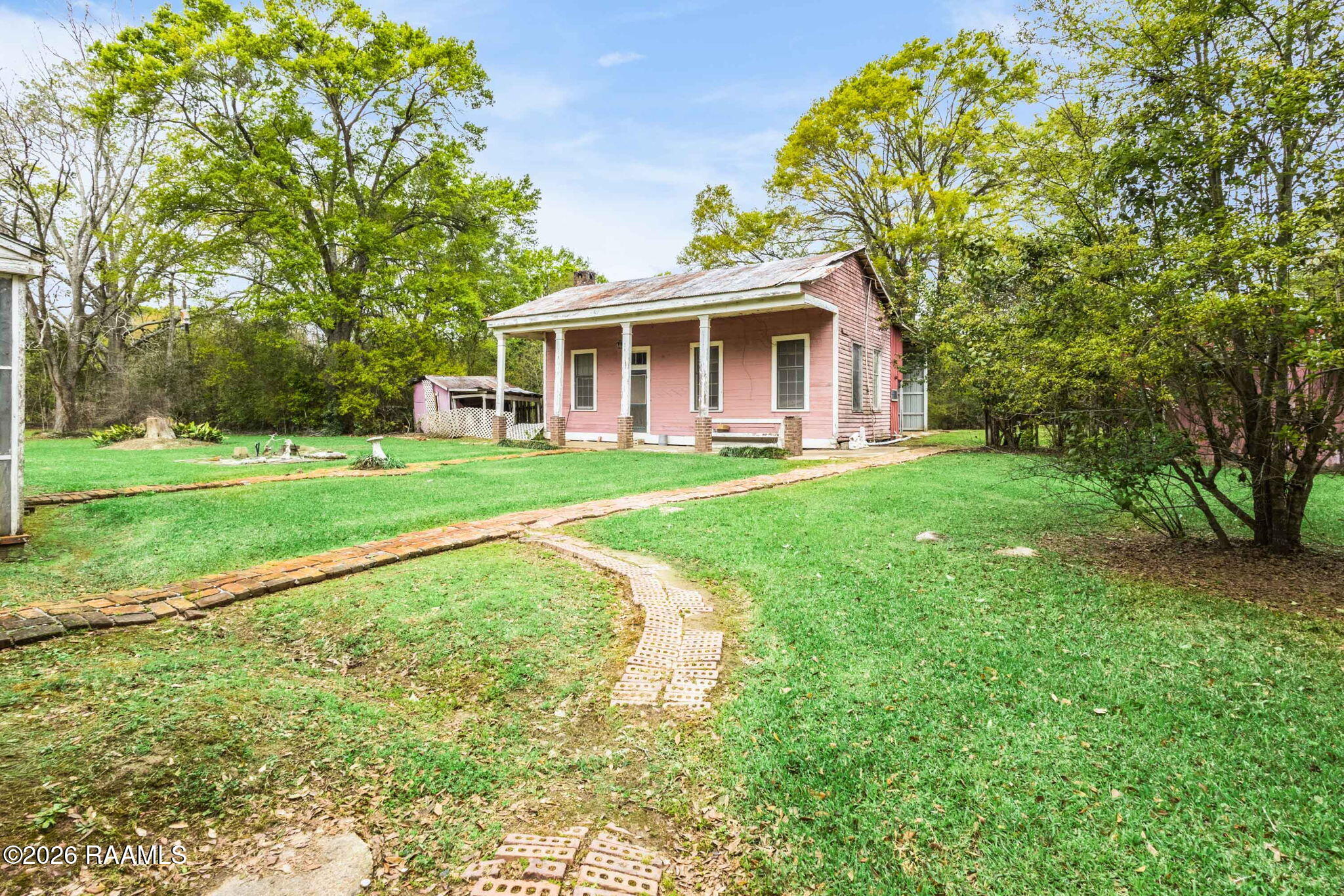 7769 Grand Prairie Road