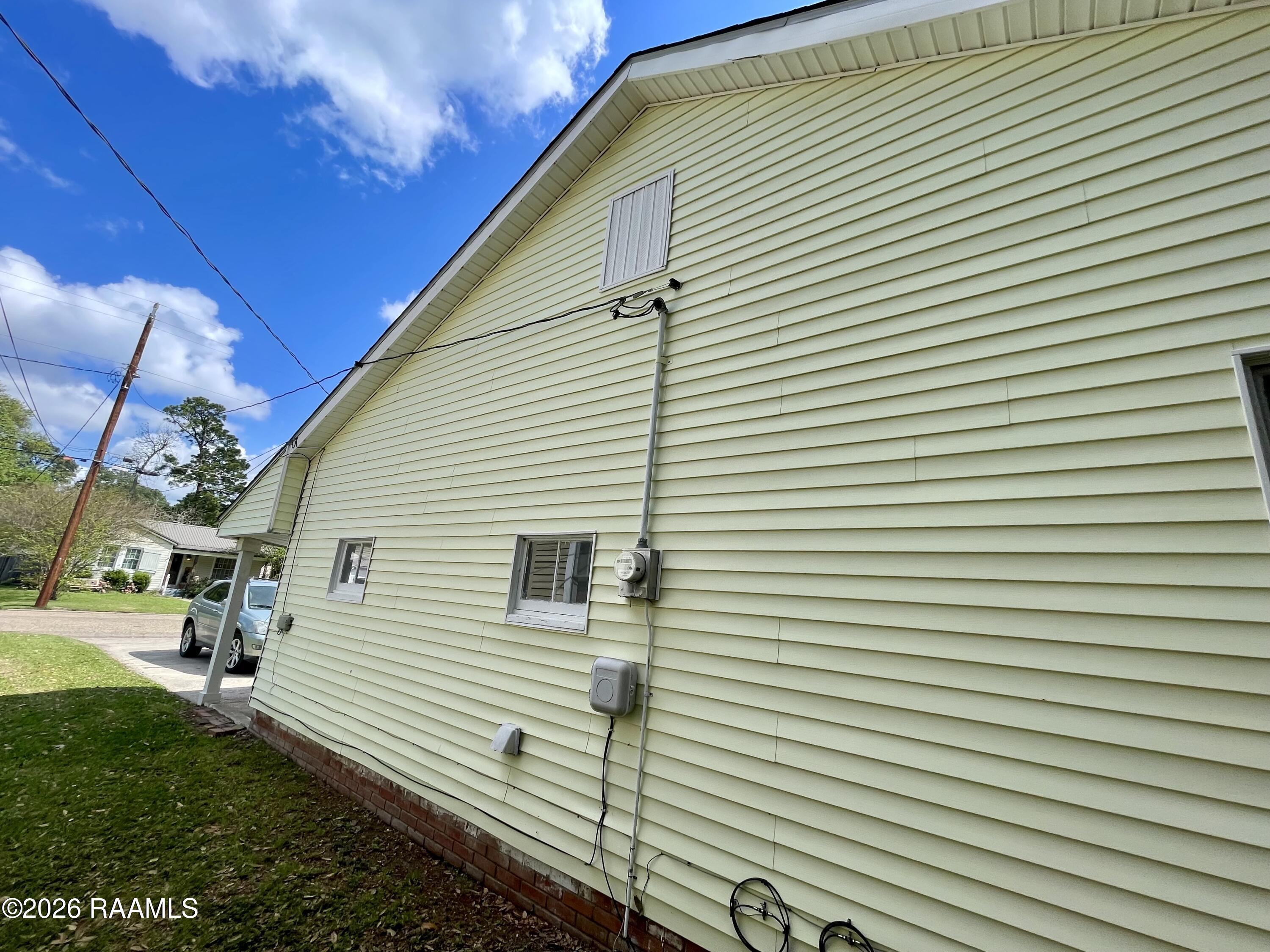 111 W Andrus Avenue