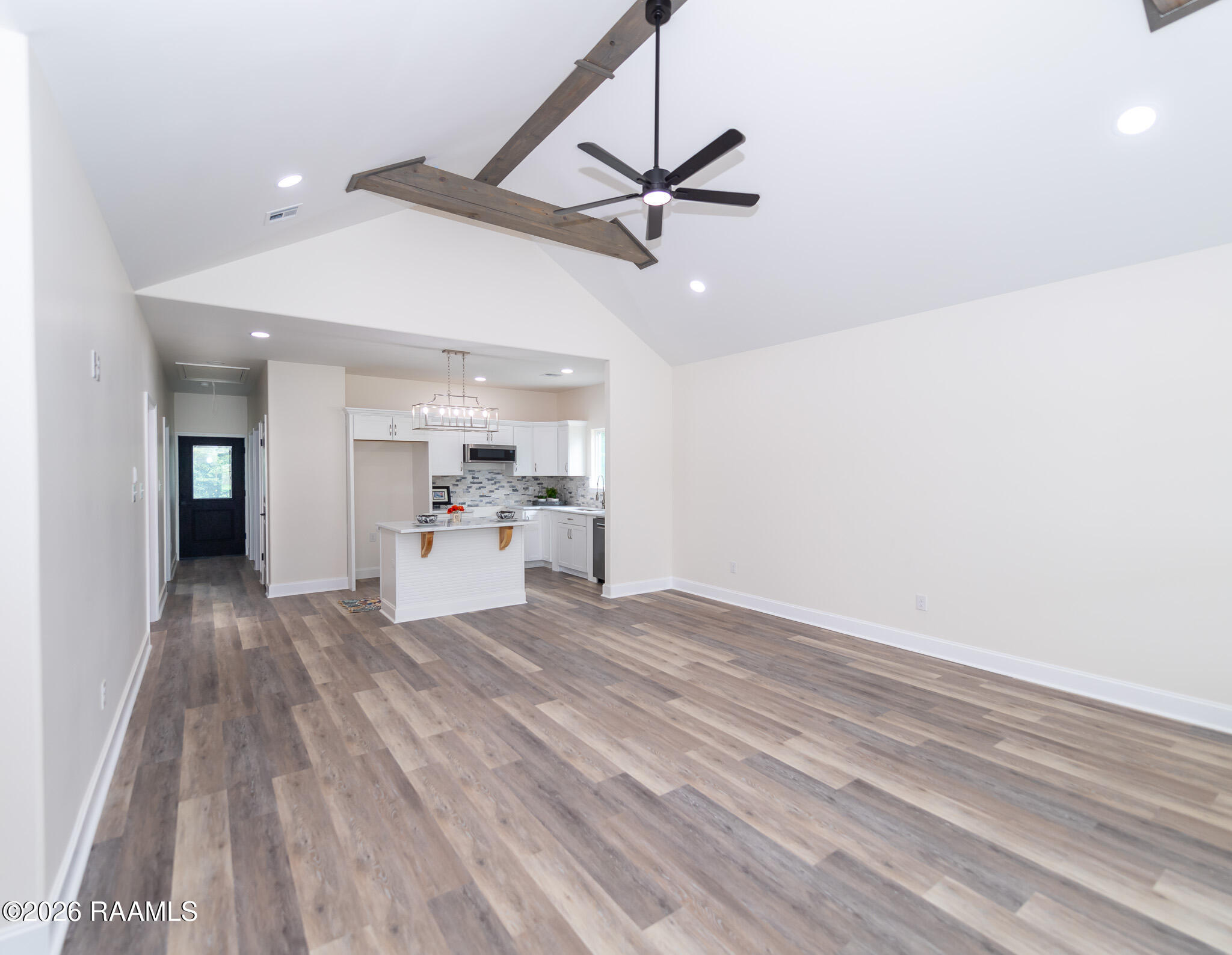 105 E Eleanor Street