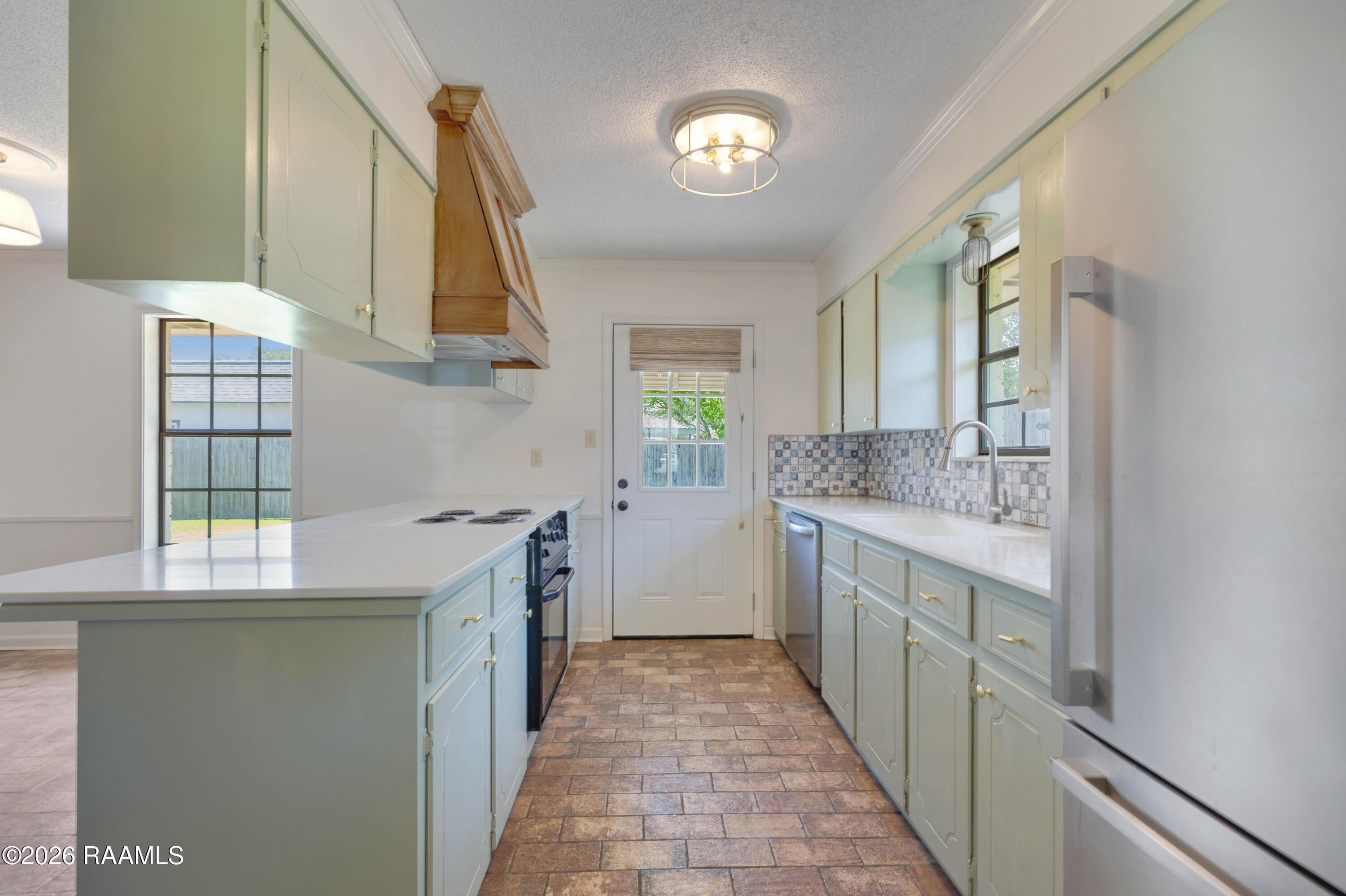 125 Sea Pines Drive