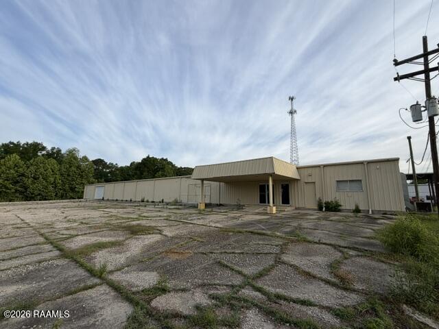 1427 W Linwood Drive