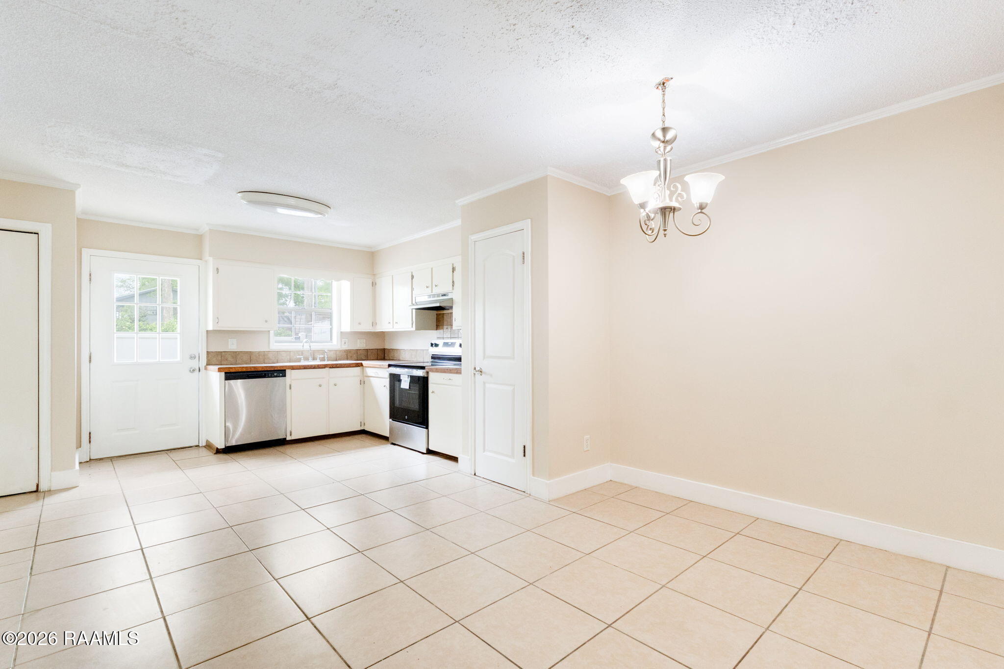4844 I 49 N Service Road # 2f