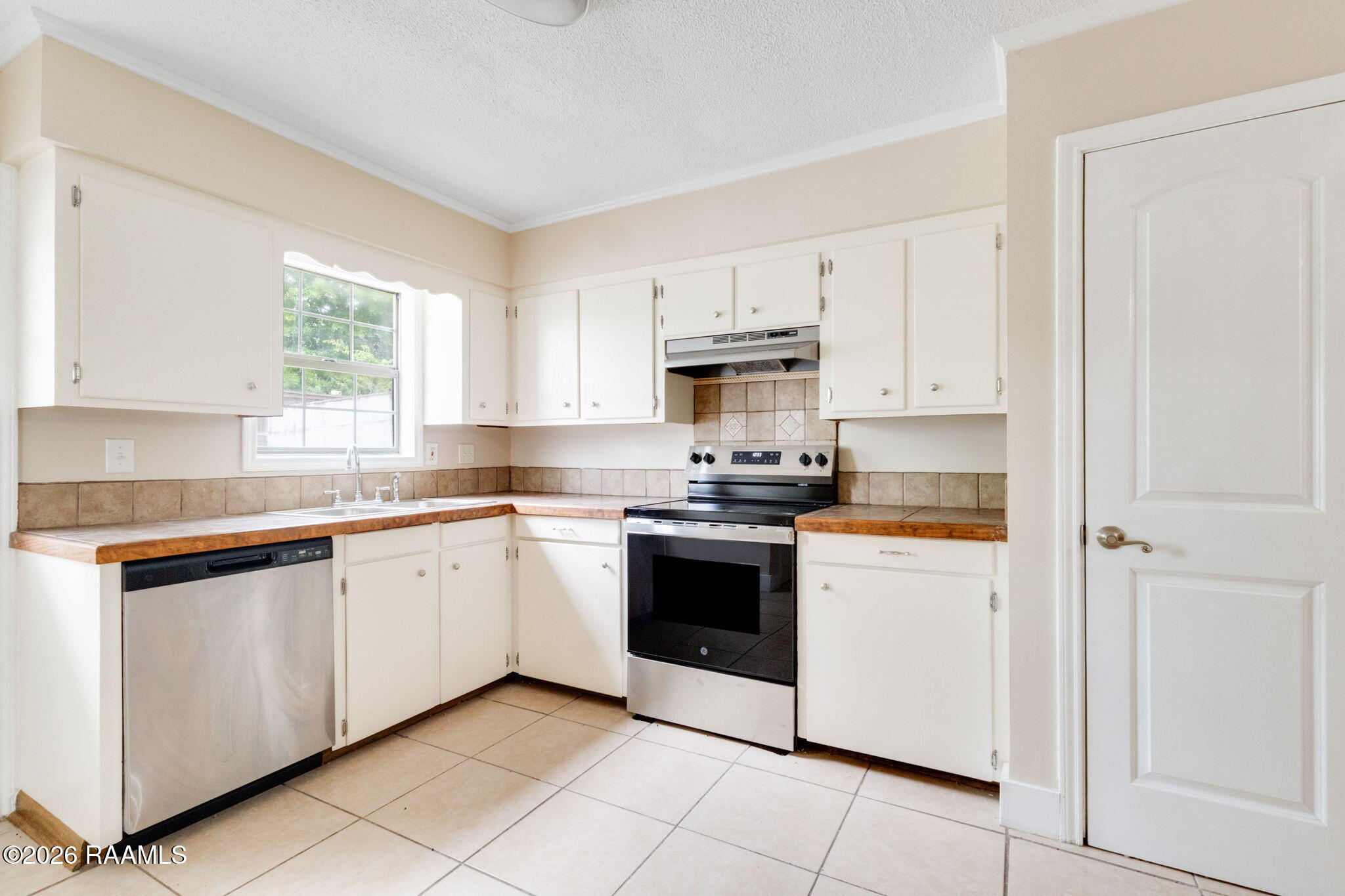 4844 I 49 N Service Road # 2f