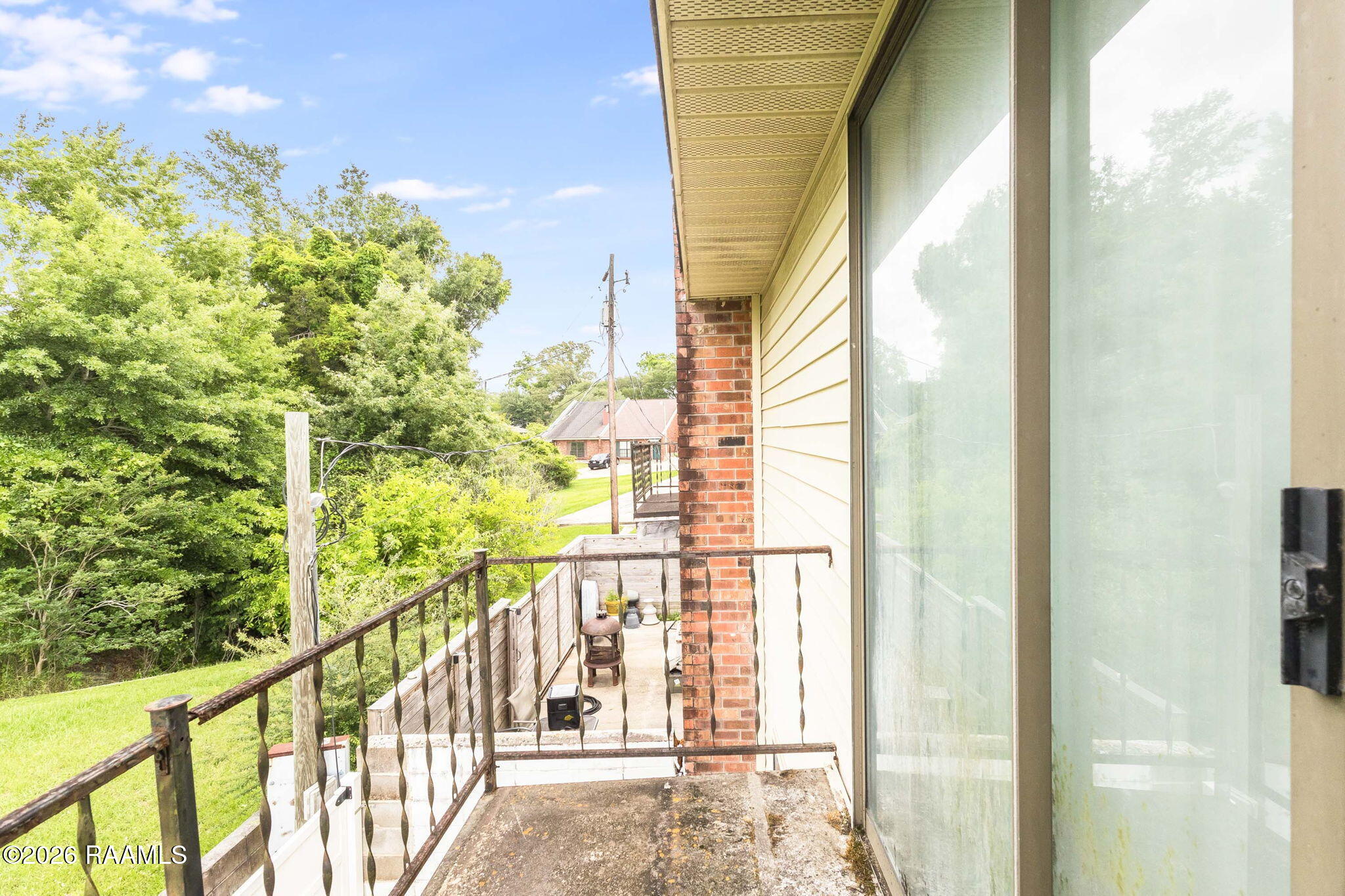4844 I 49 N Service Road # 2f