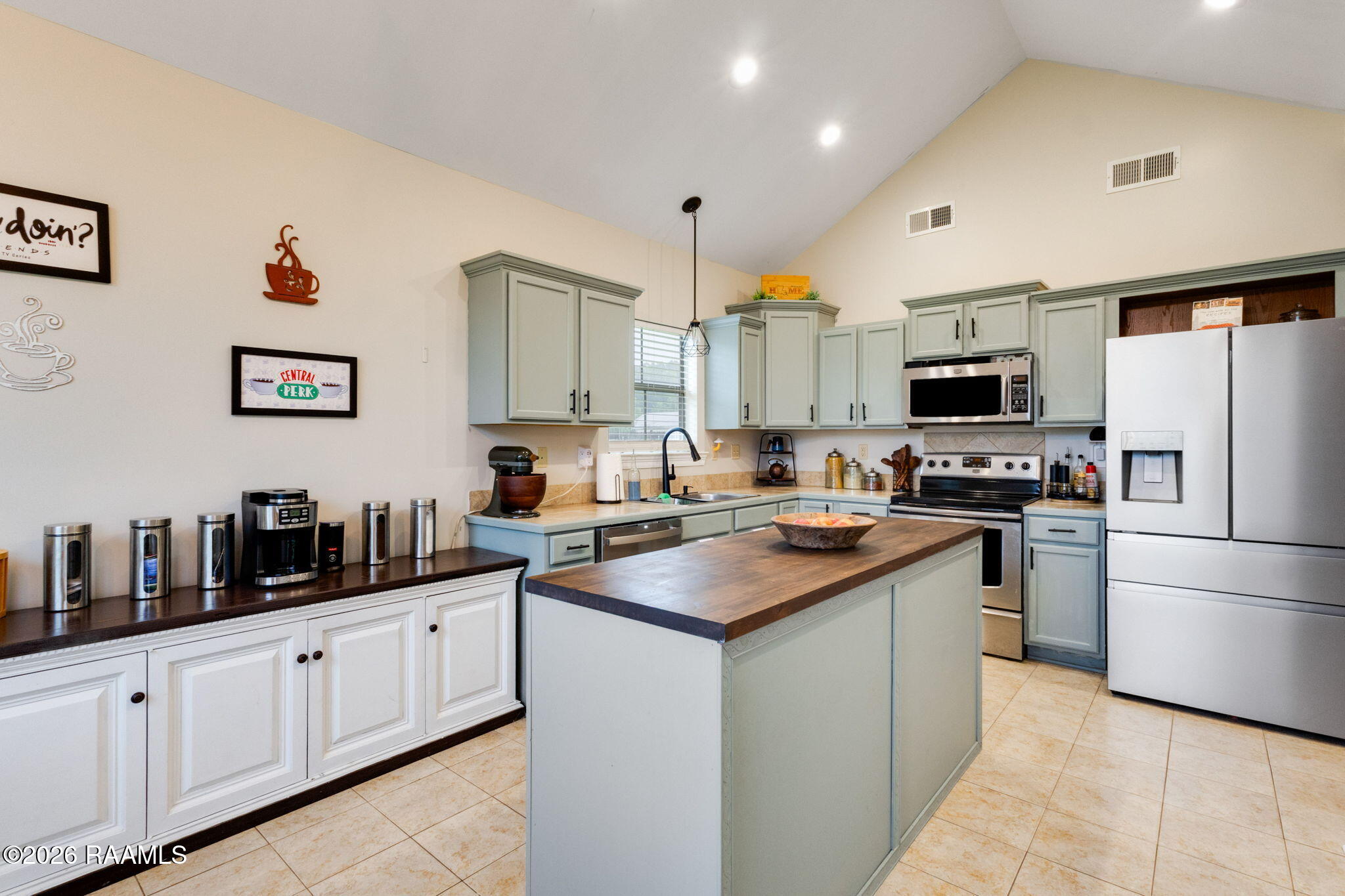 408 Courtney Drive