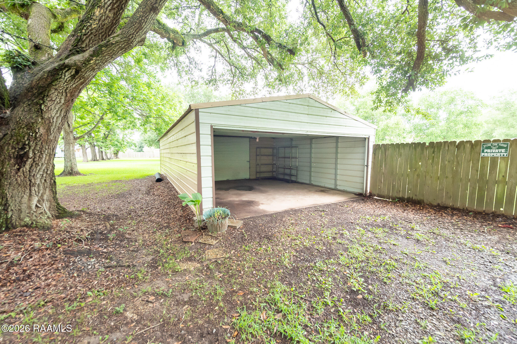834-B Beverly Road