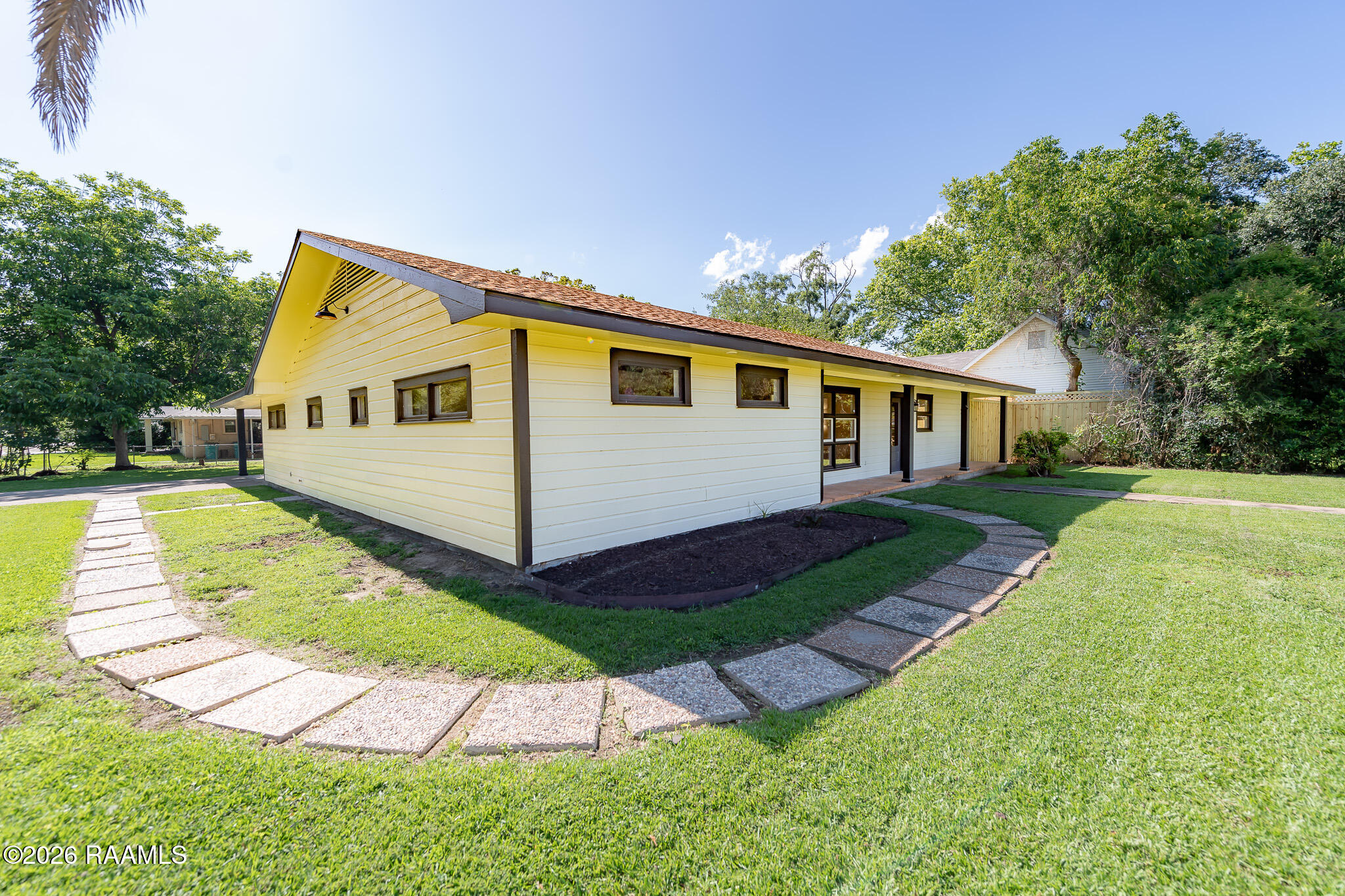 651 S 2nd Street
