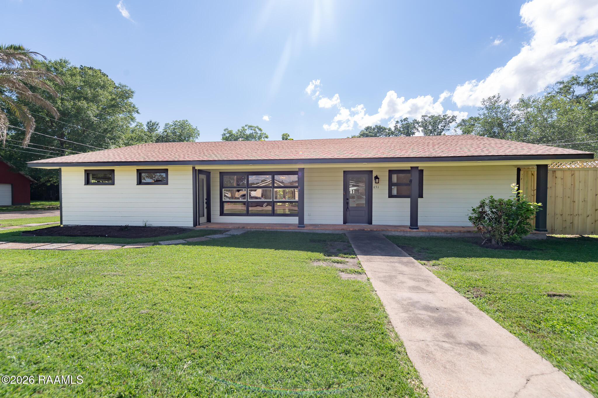 651 S 2nd Street