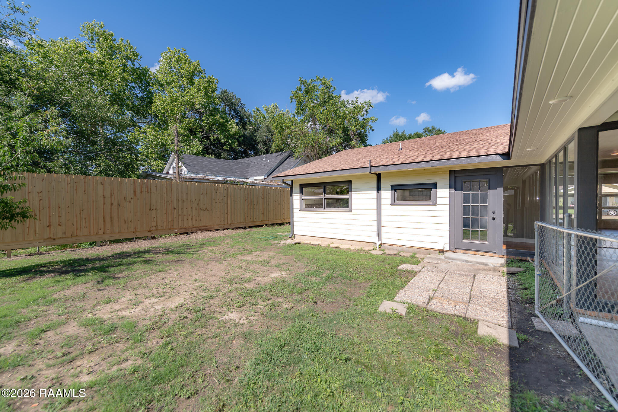 651 S 2nd Street