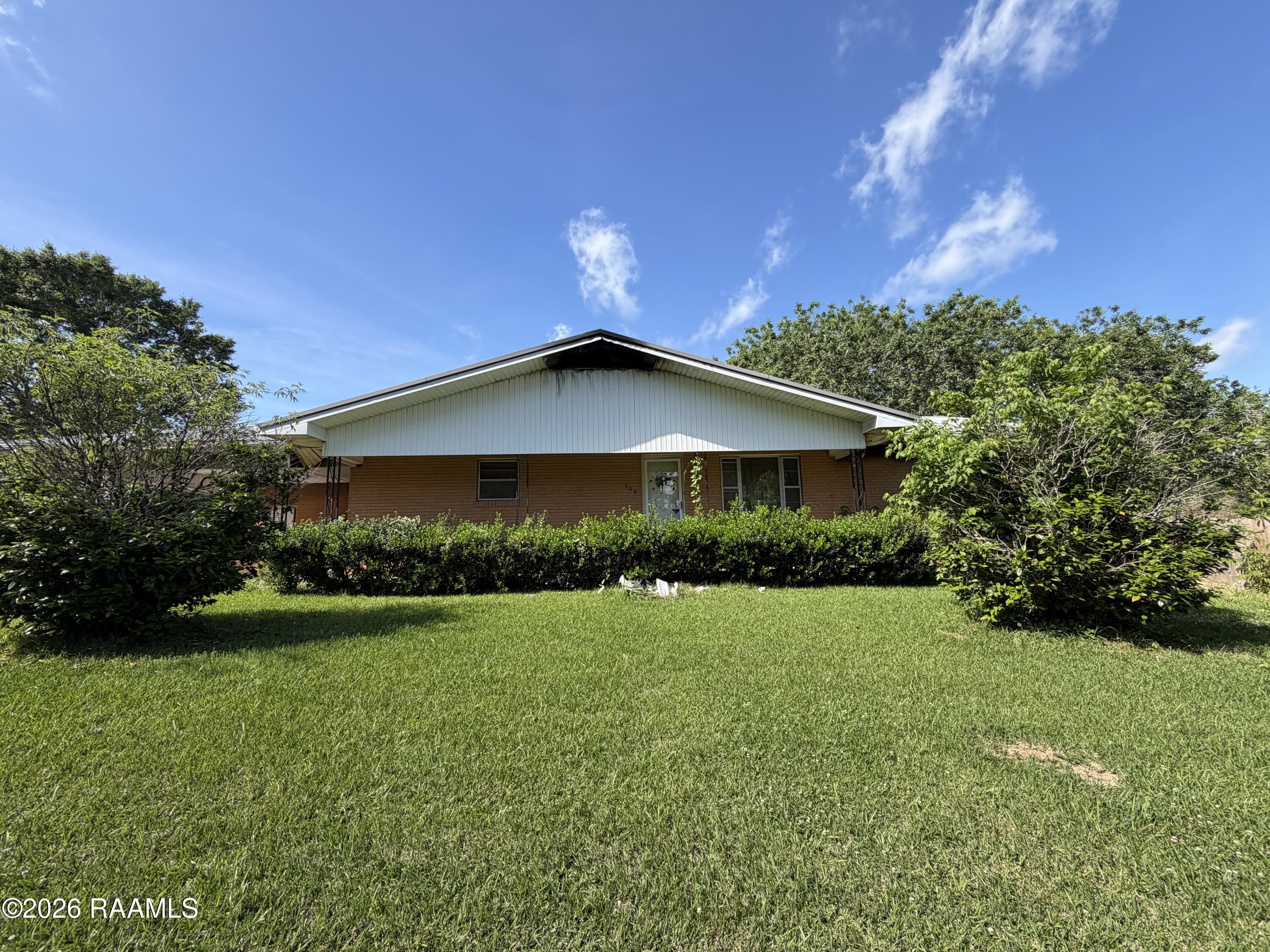 309 W Moundville Street