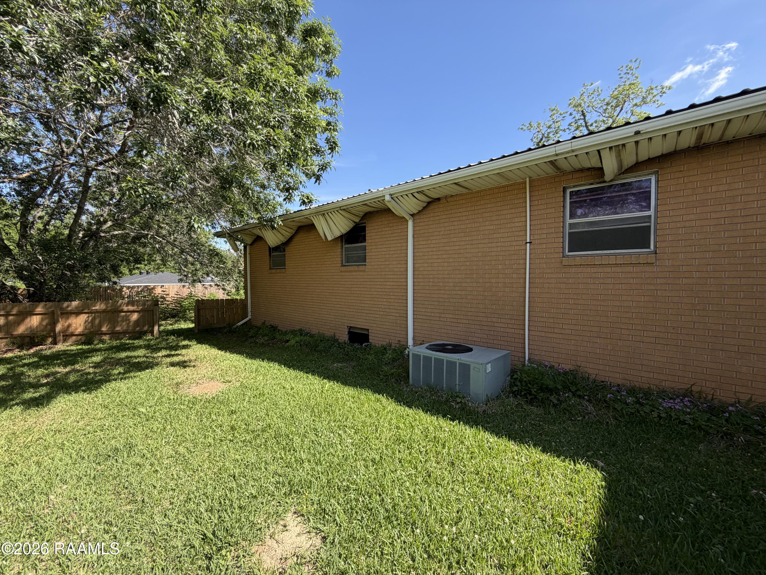 309 W Moundville Street