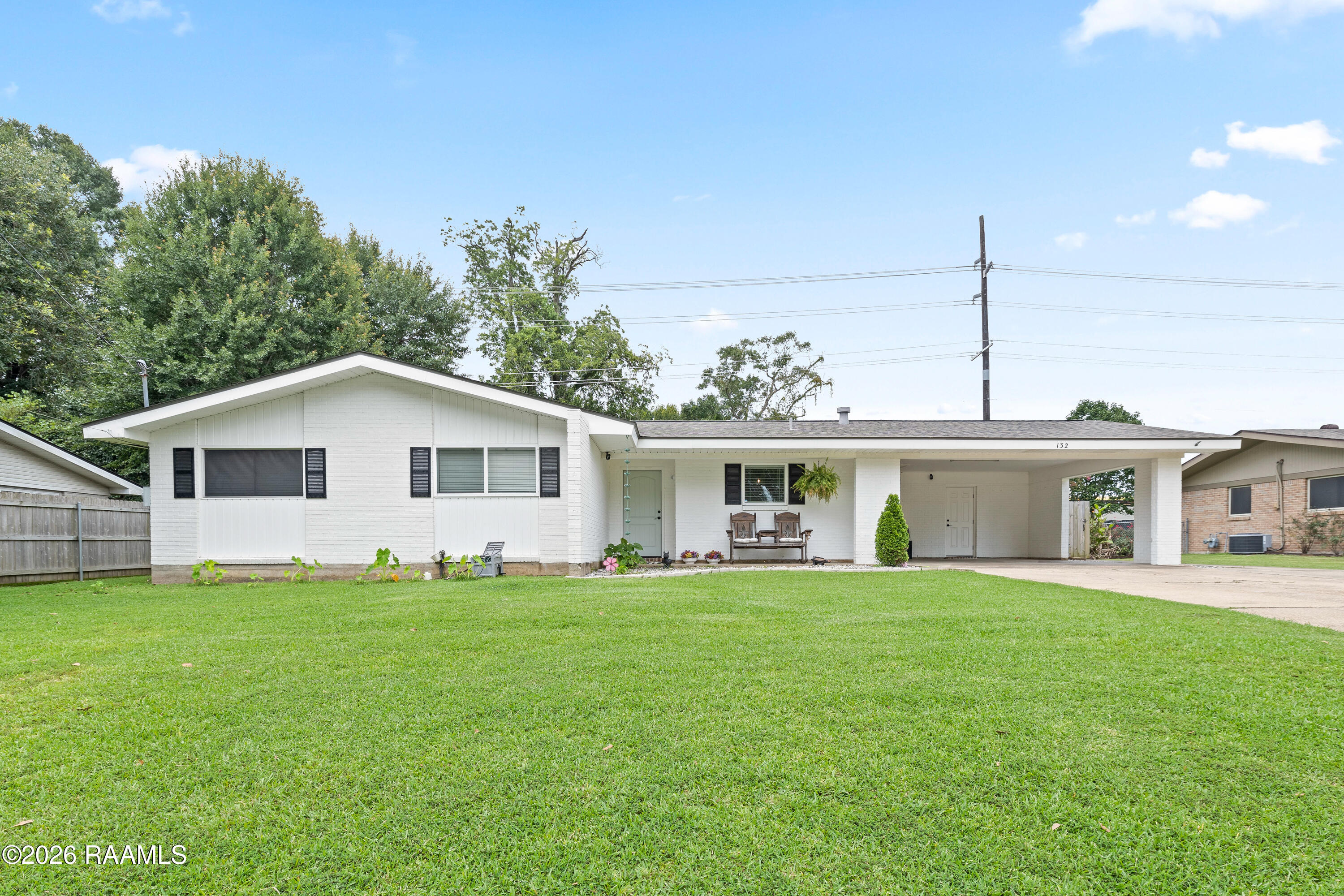 132 Oakridge Street