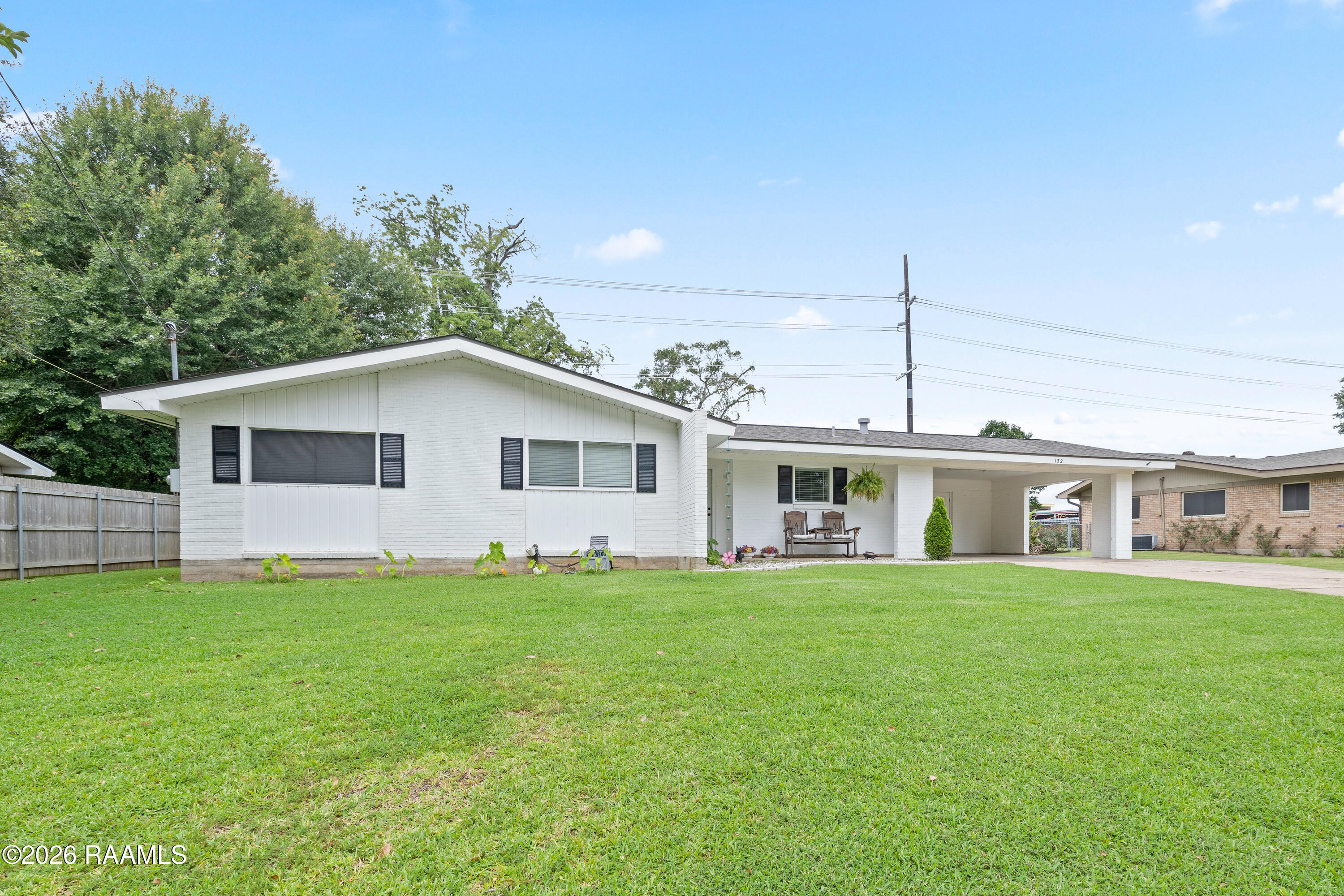 132 Oakridge Street
