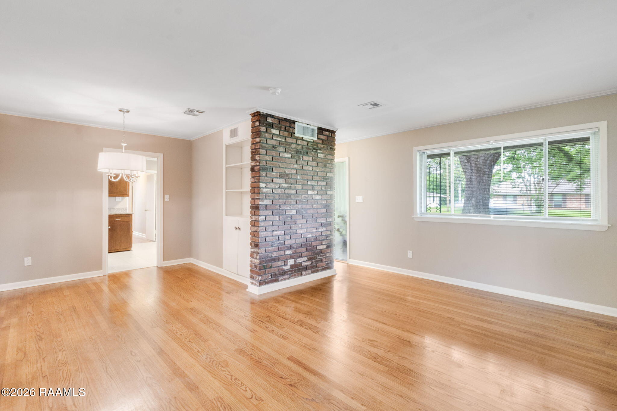 216 Brentwood Boulevard
